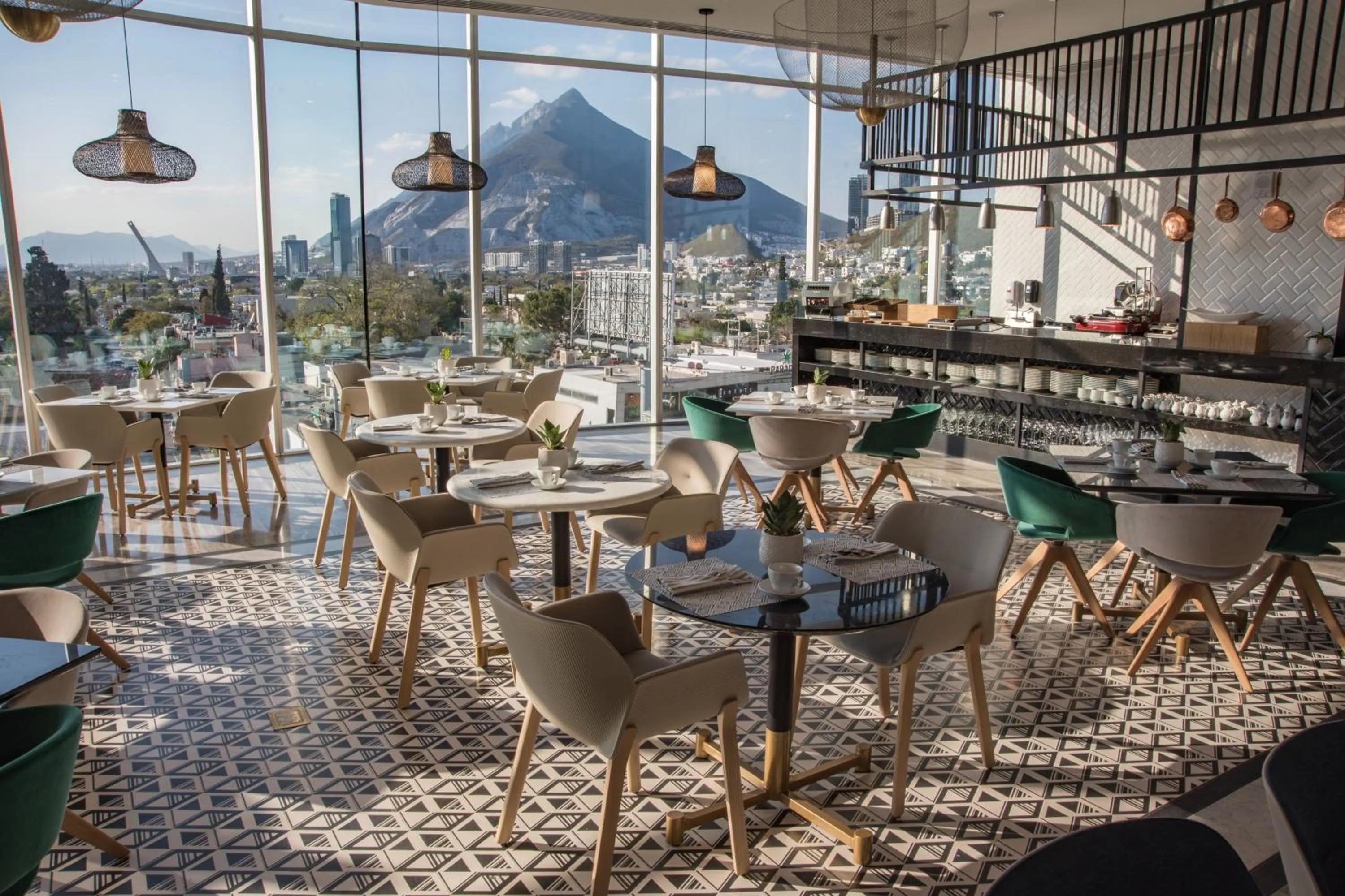 Restaurant/places to eat in The Westin Monterrey Valle