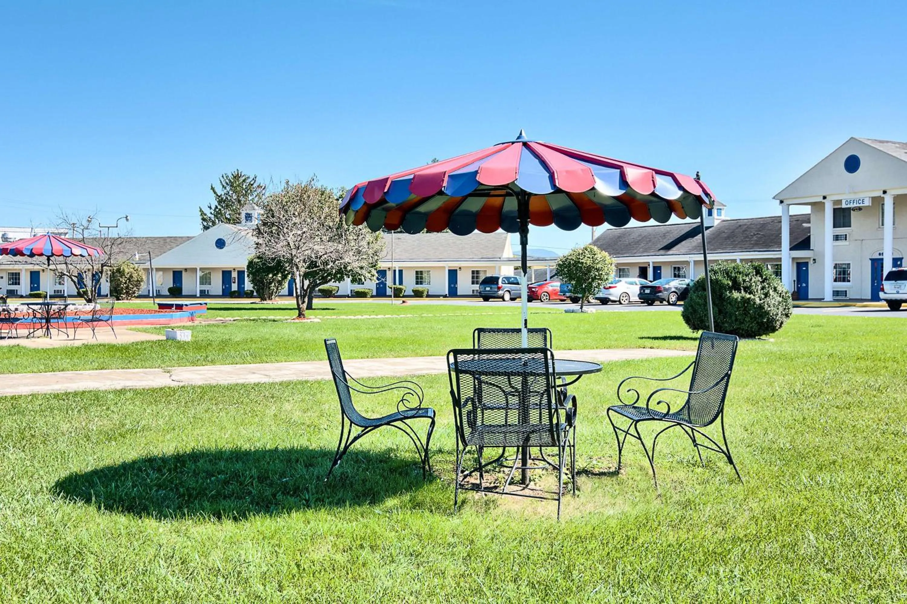 Property building in Motel 6-Harrisonburg, VA - South