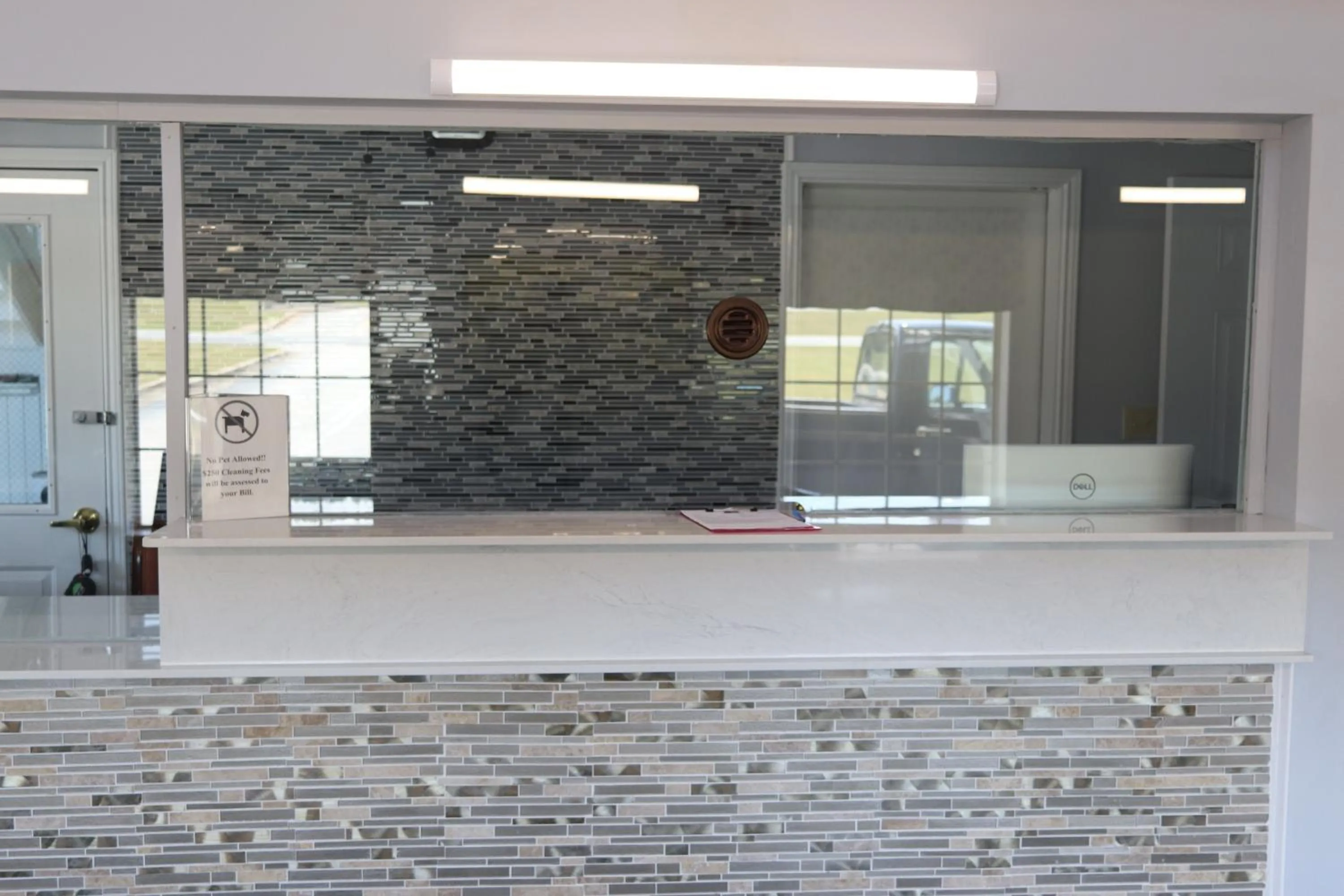 Lobby or reception in Woodstream Inn