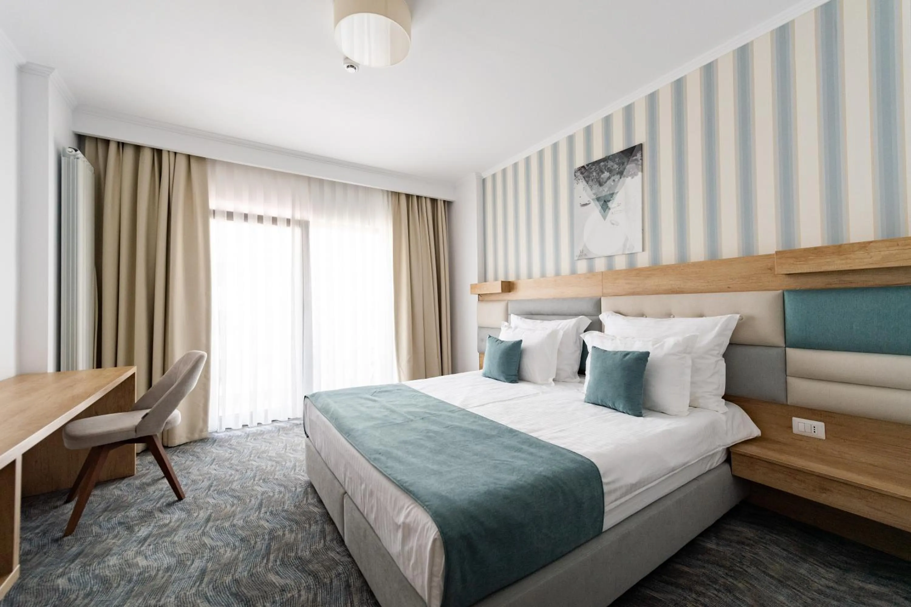 Bedroom, Bed in Hotel Manor