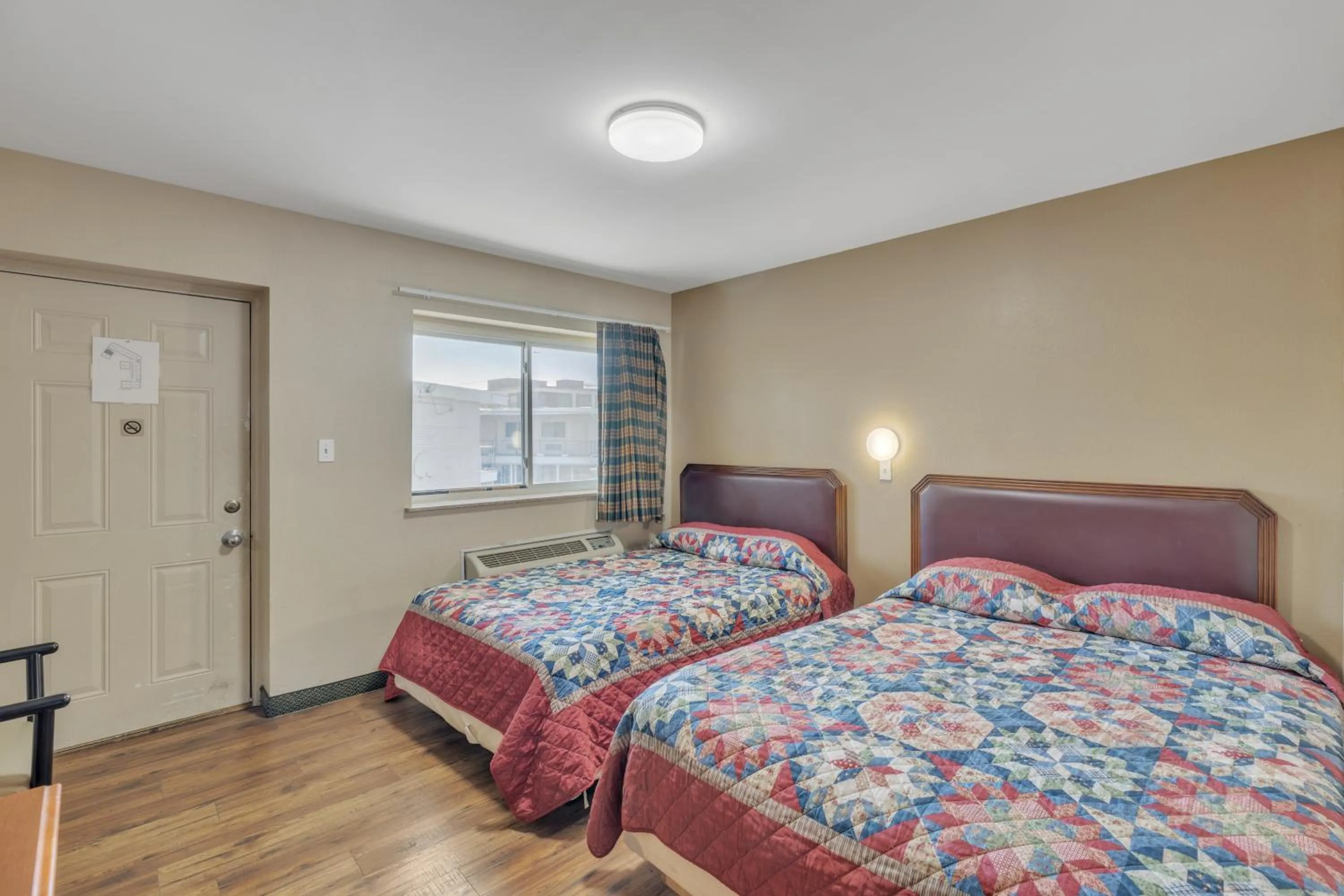 Bed in Viking Motel-Detroit