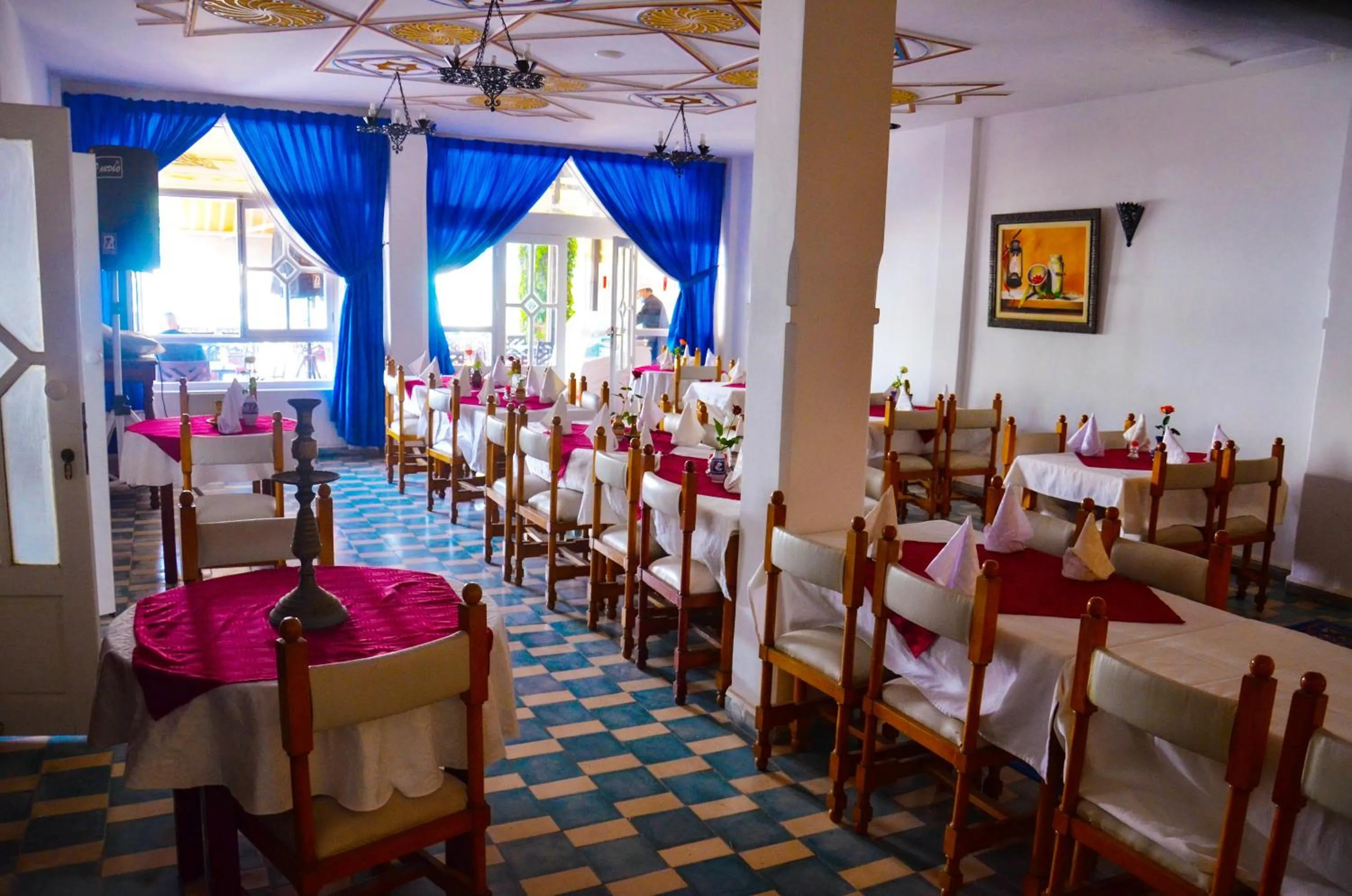 Restaurant/places to eat in Hôtel Auberge du Littoral