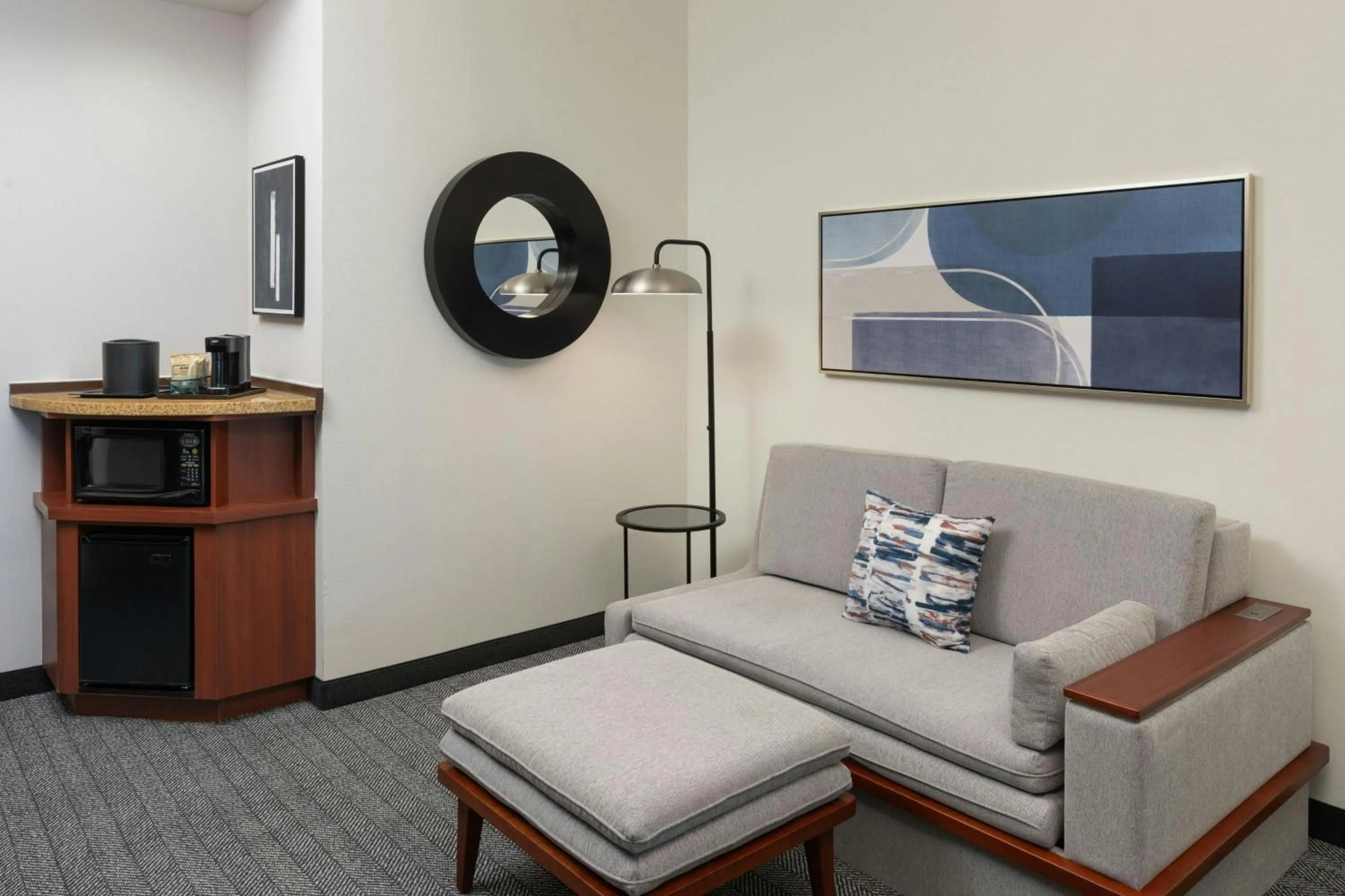 Photo of the whole room in Courtyard by Marriott Miami Homestead