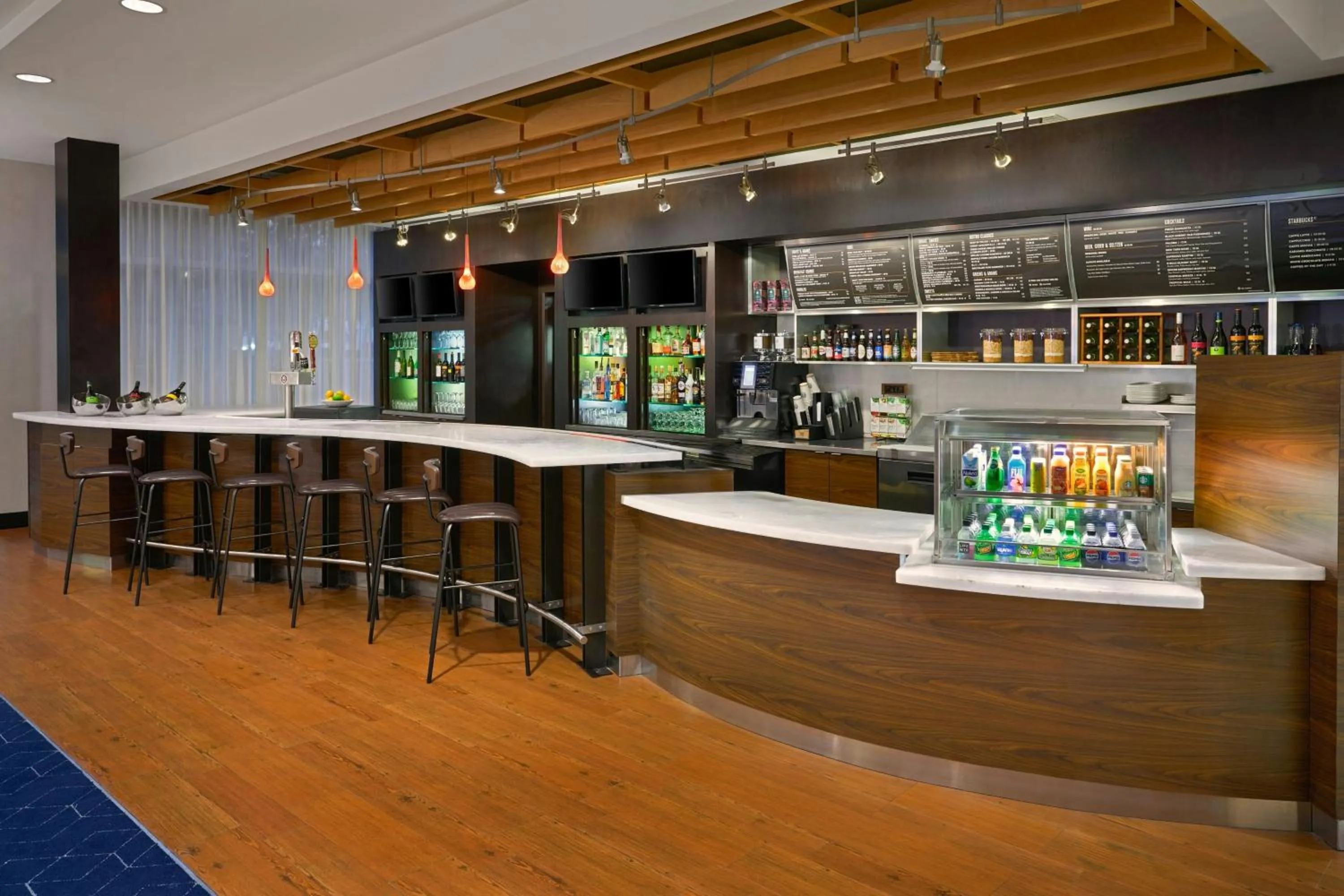 Restaurant/places to eat in Courtyard by Marriott Miami Homestead