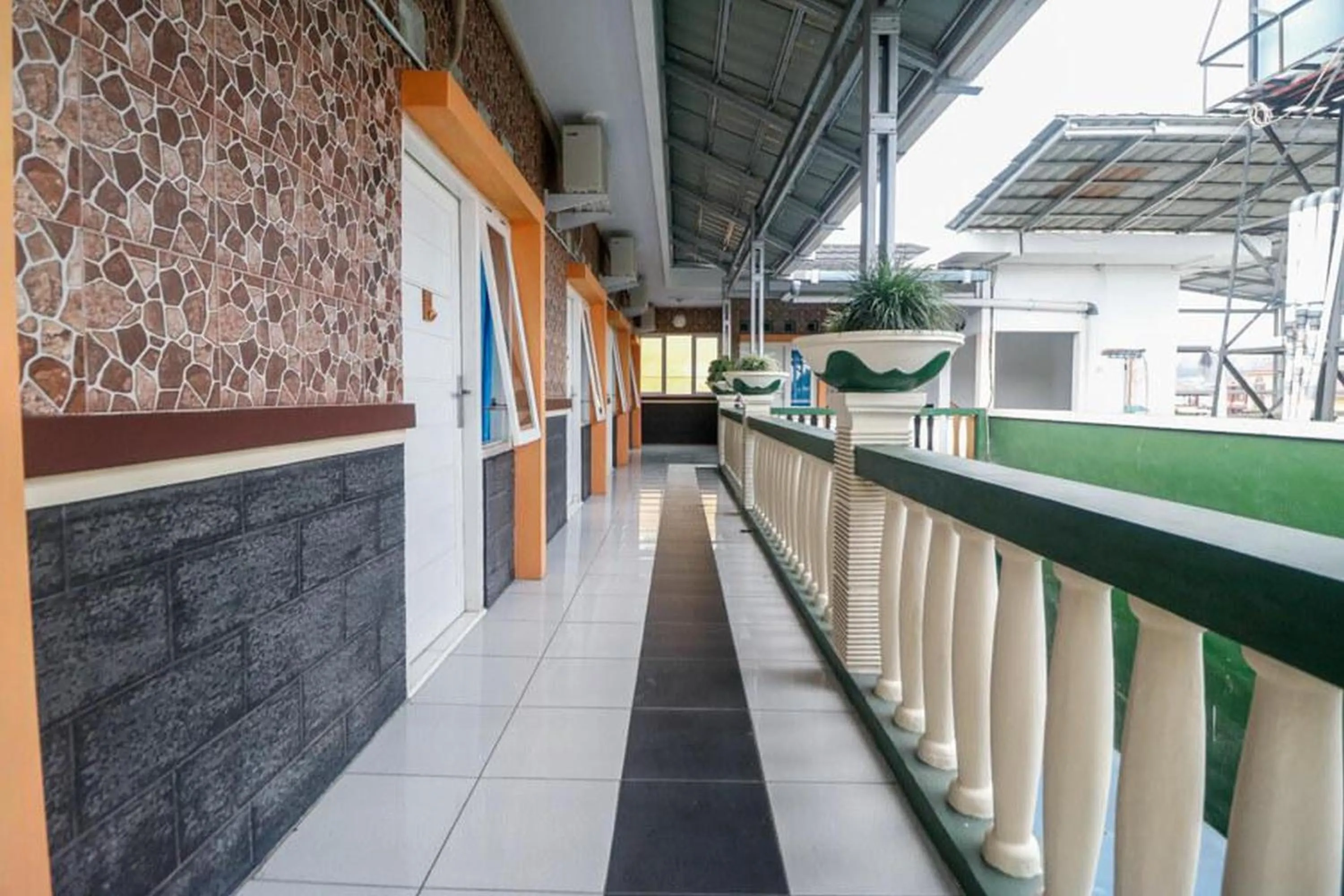 Balcony/Terrace in RedDoorz near Kartini Mall Lampung