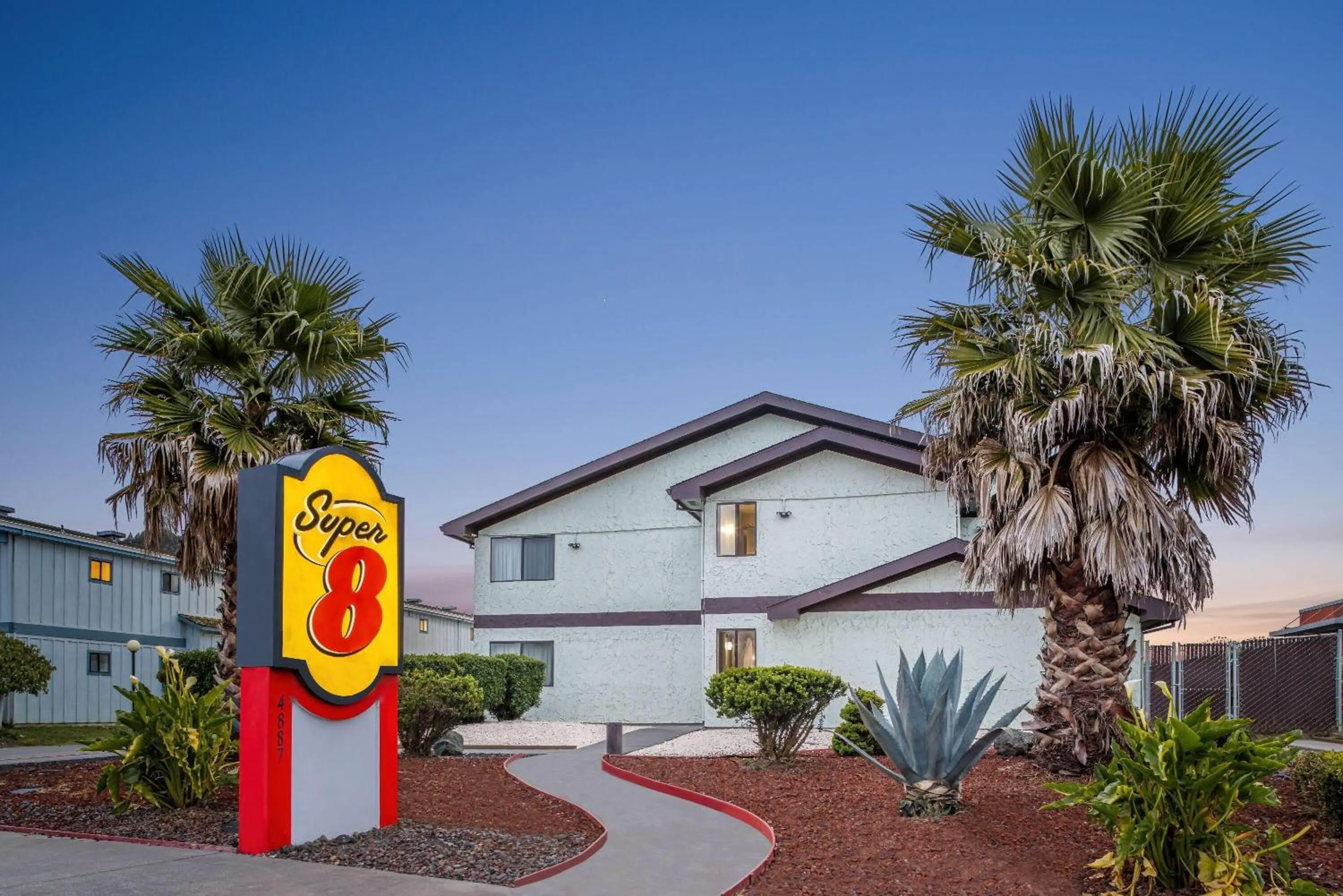 Property building in Super 8 by Wyndham Arcata