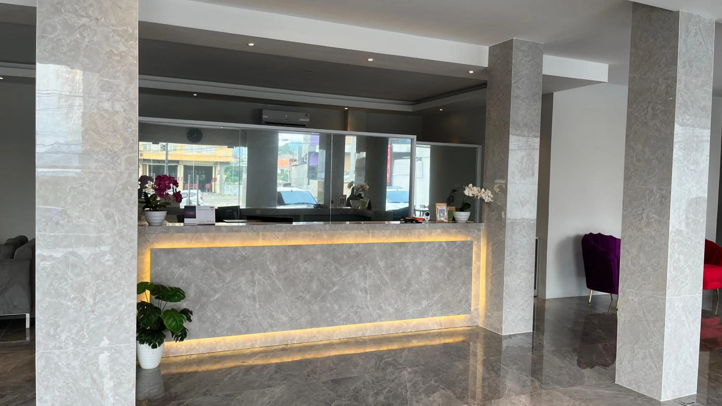 Lobby or reception in RedDoorz @ Jalan Diponegoro Lampung