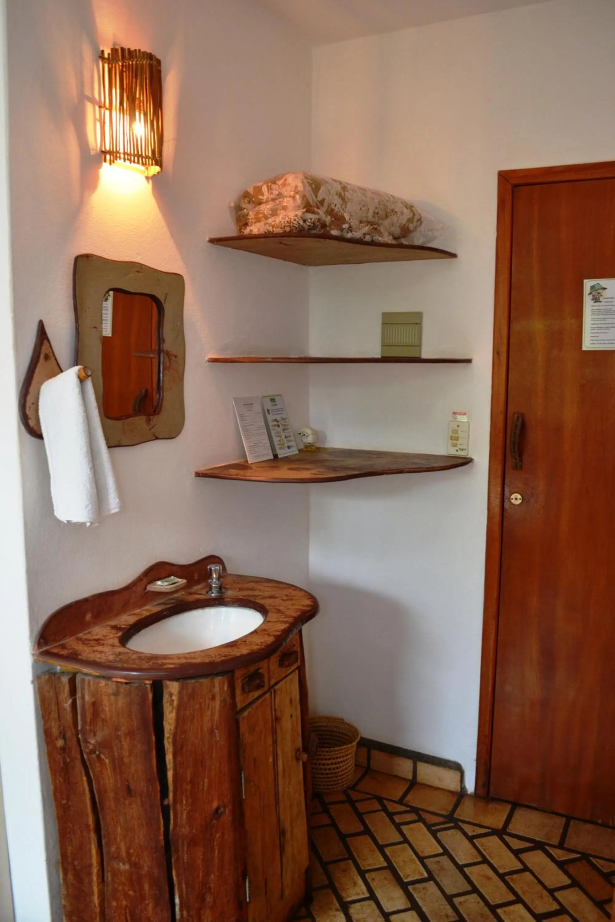 Decorative detail in Pousada Alto do Cajueiro