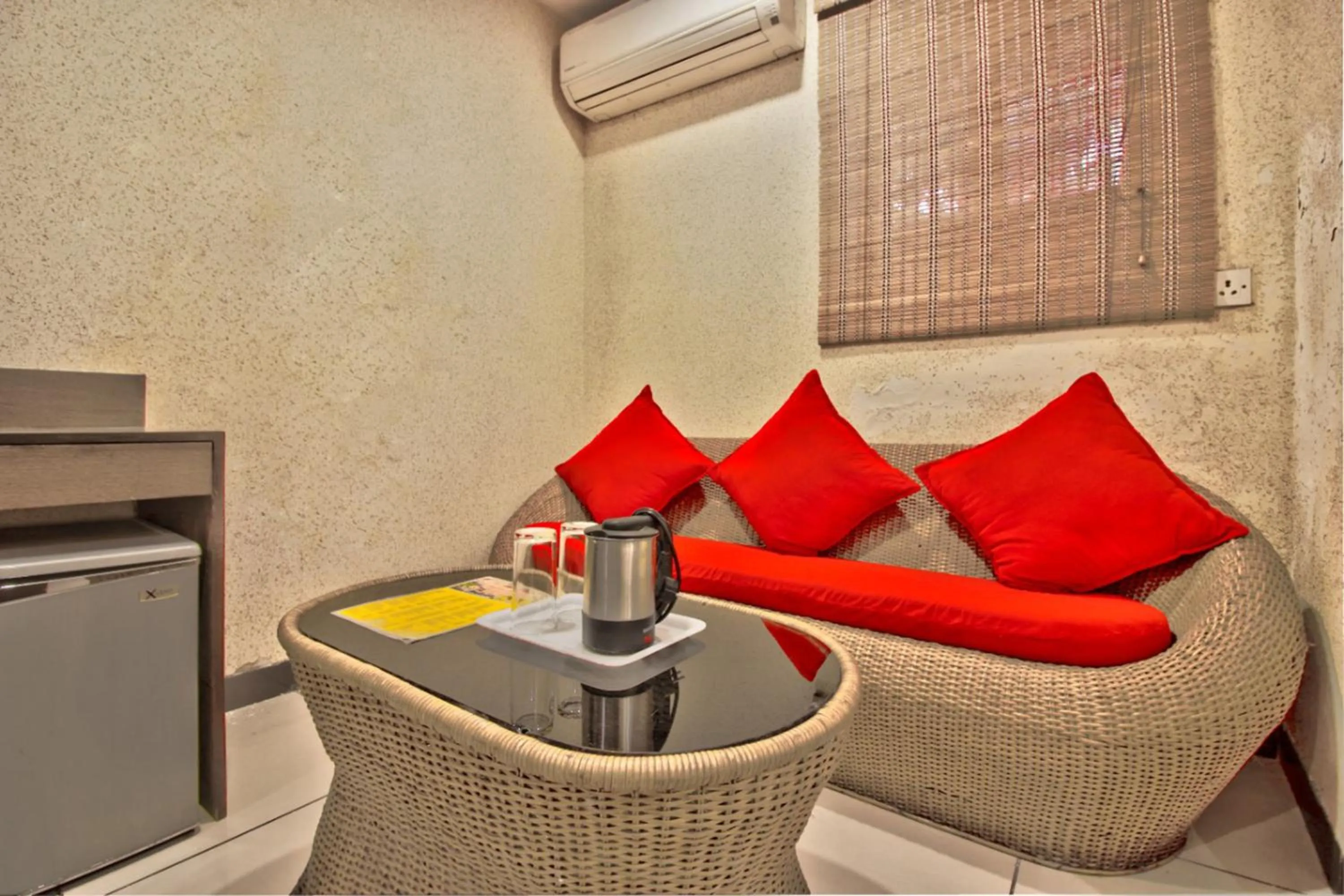 Coffee/tea facilities in Hotel Sunshine Airport