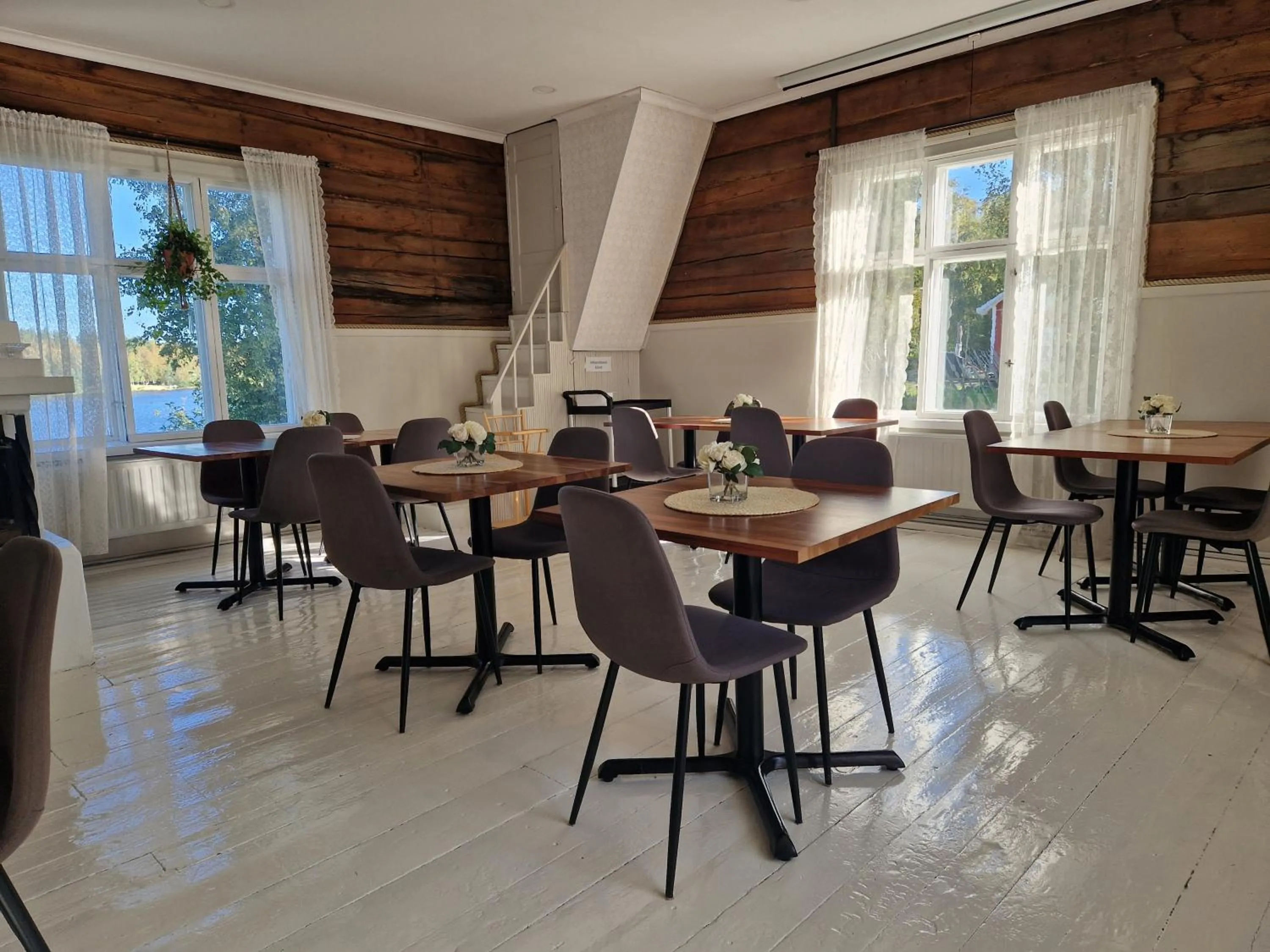 Restaurant/places to eat in B&B Villa Kauppila