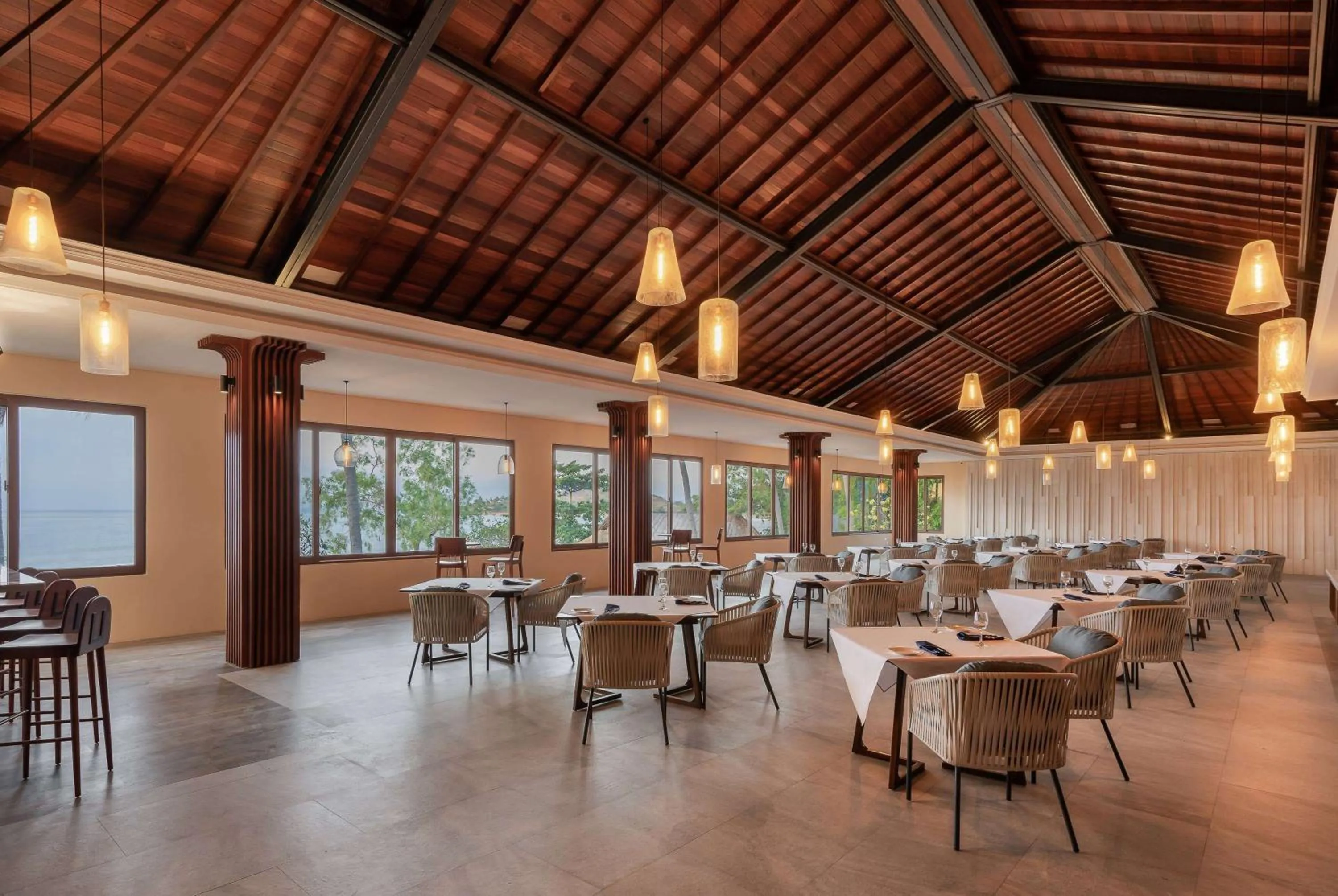 Restaurant/places to eat in Sundancer Residences and Villas Lombok