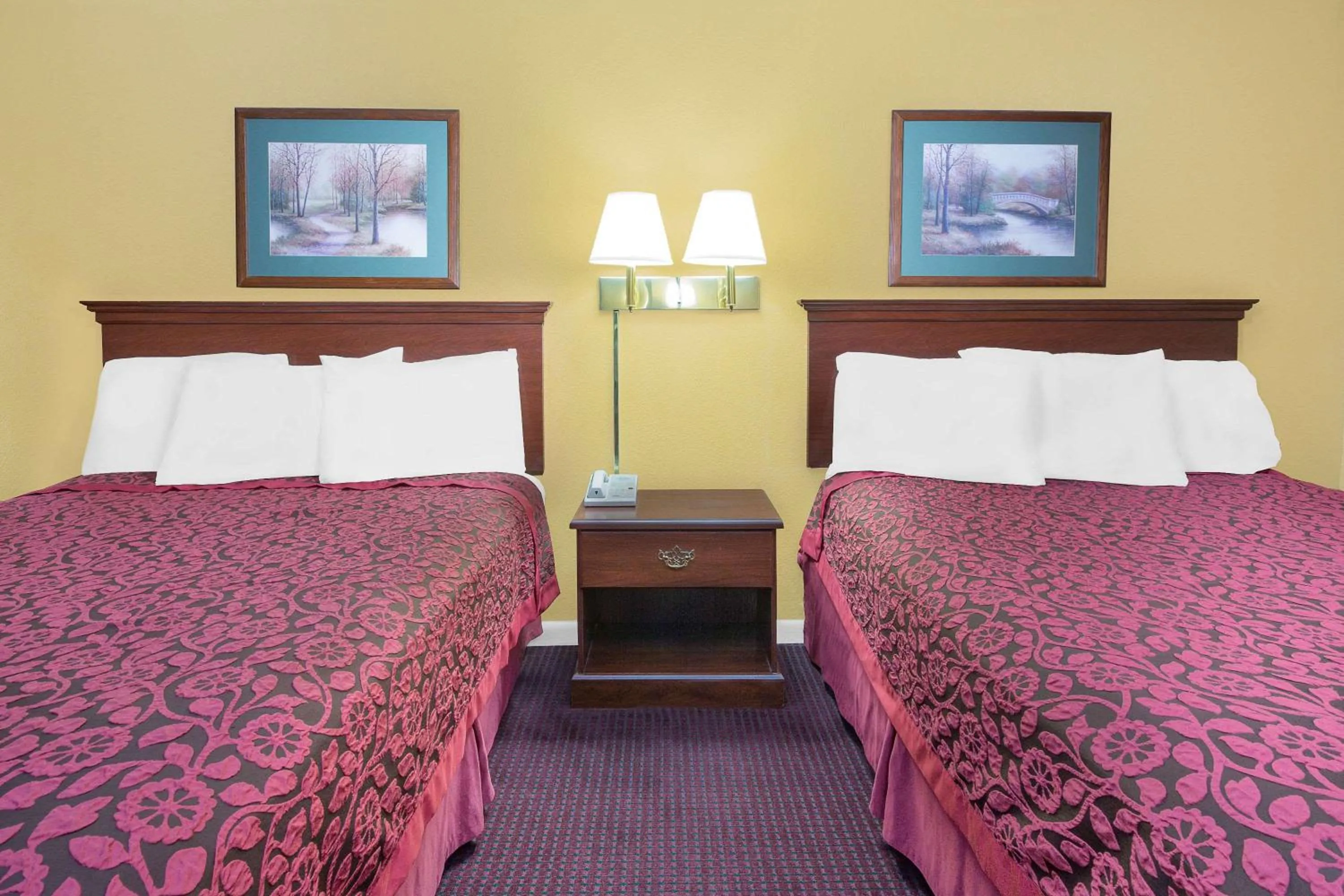 Photo of the whole room in Days Inn by Wyndham N Little Rock East