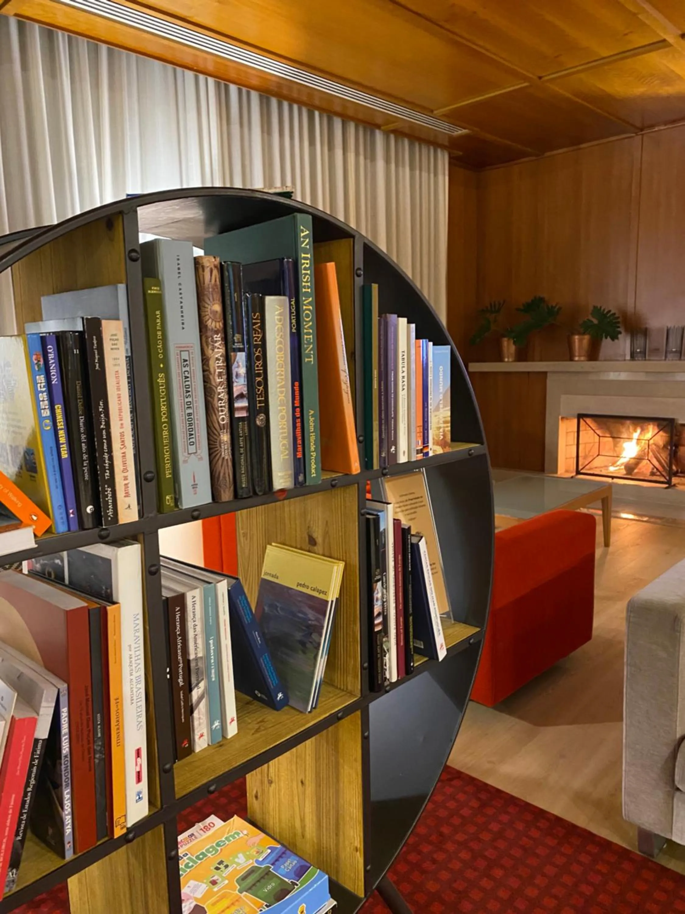 Communal lounge/ TV room in Hotel Santa Maria