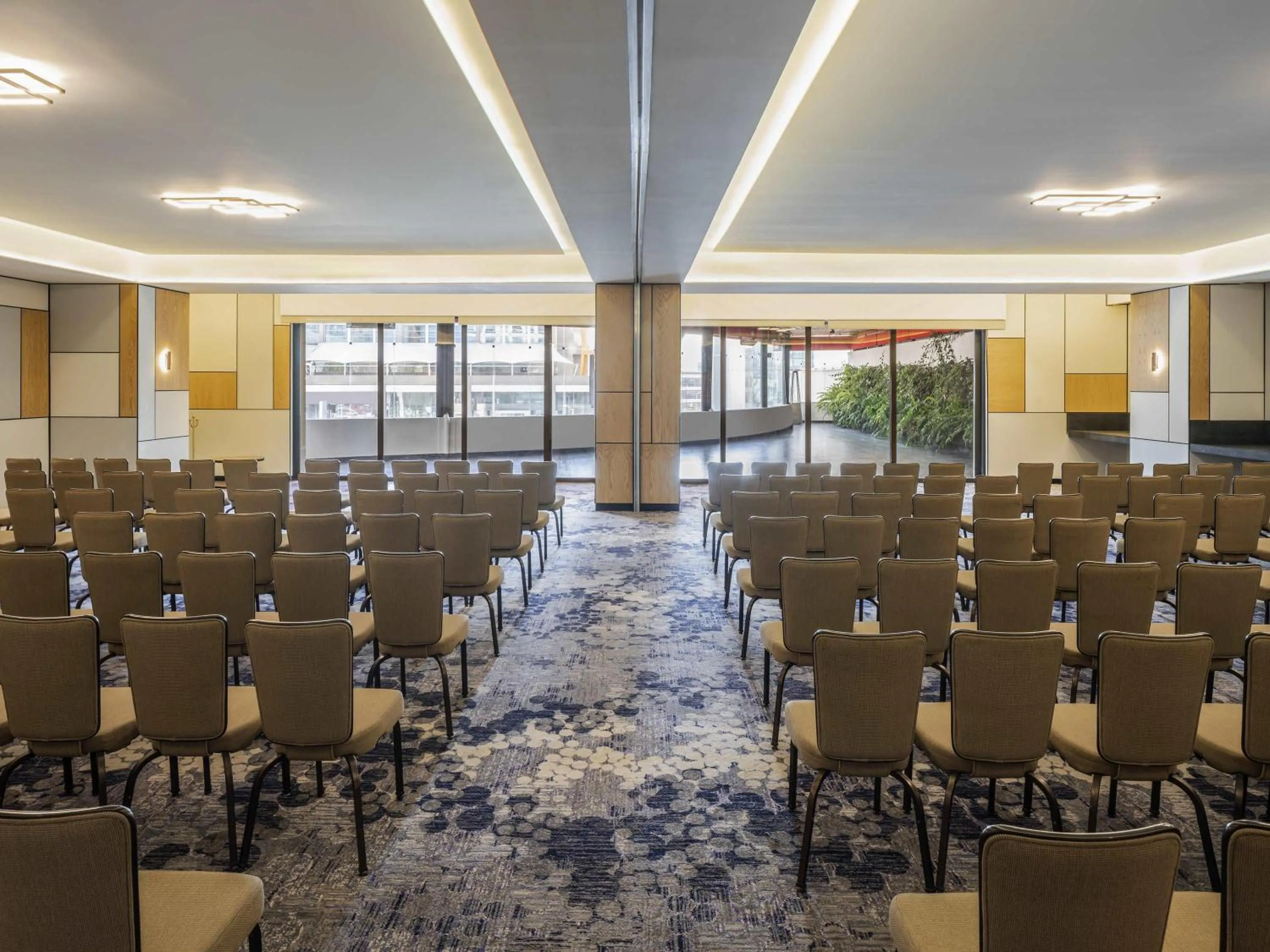 Meeting/conference room in The Paragon Hotel Mexico Santa Fe By Accor
