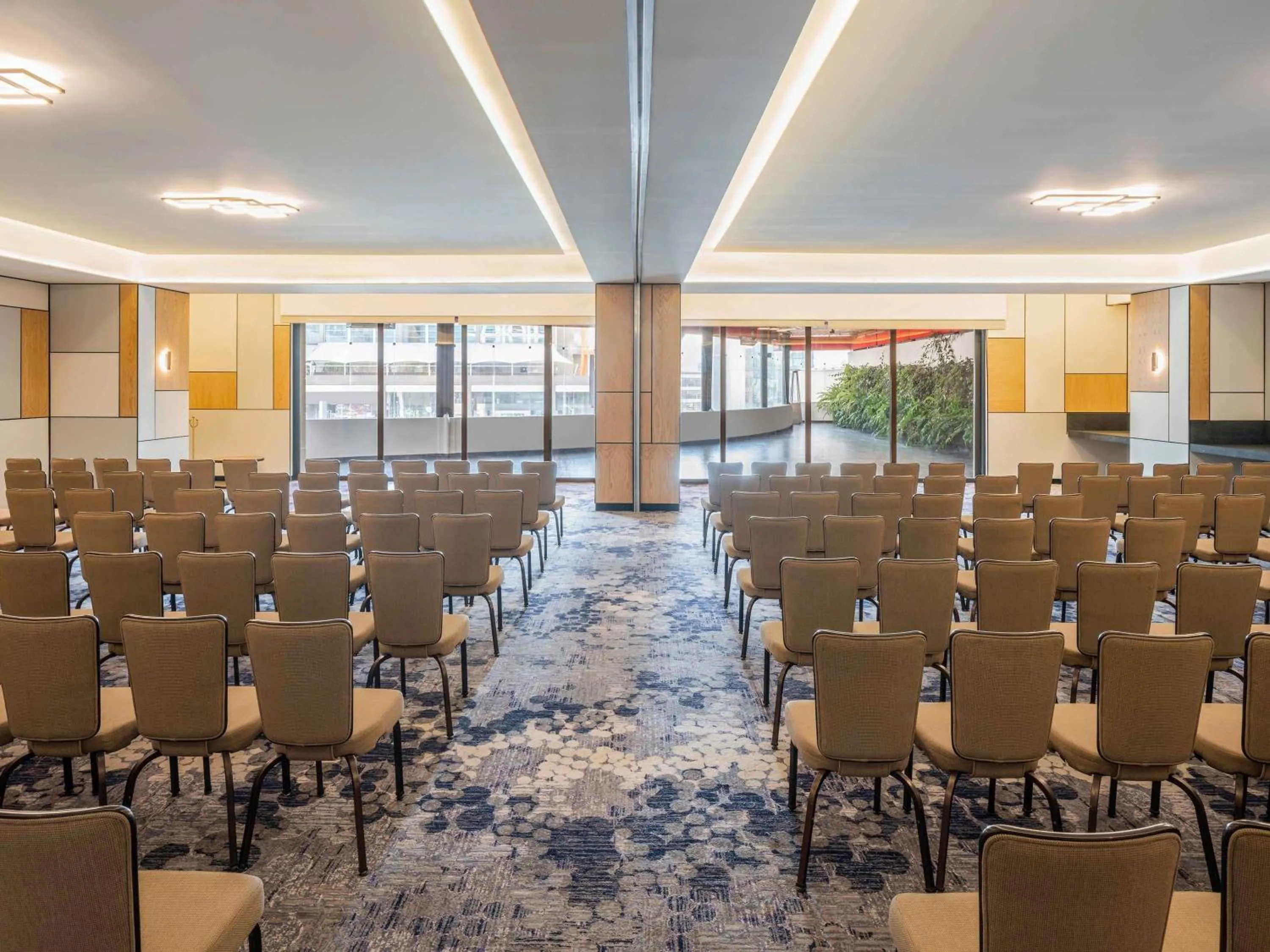 Meeting/conference room in The Paragon Hotel Mexico Santa Fe By Accor
