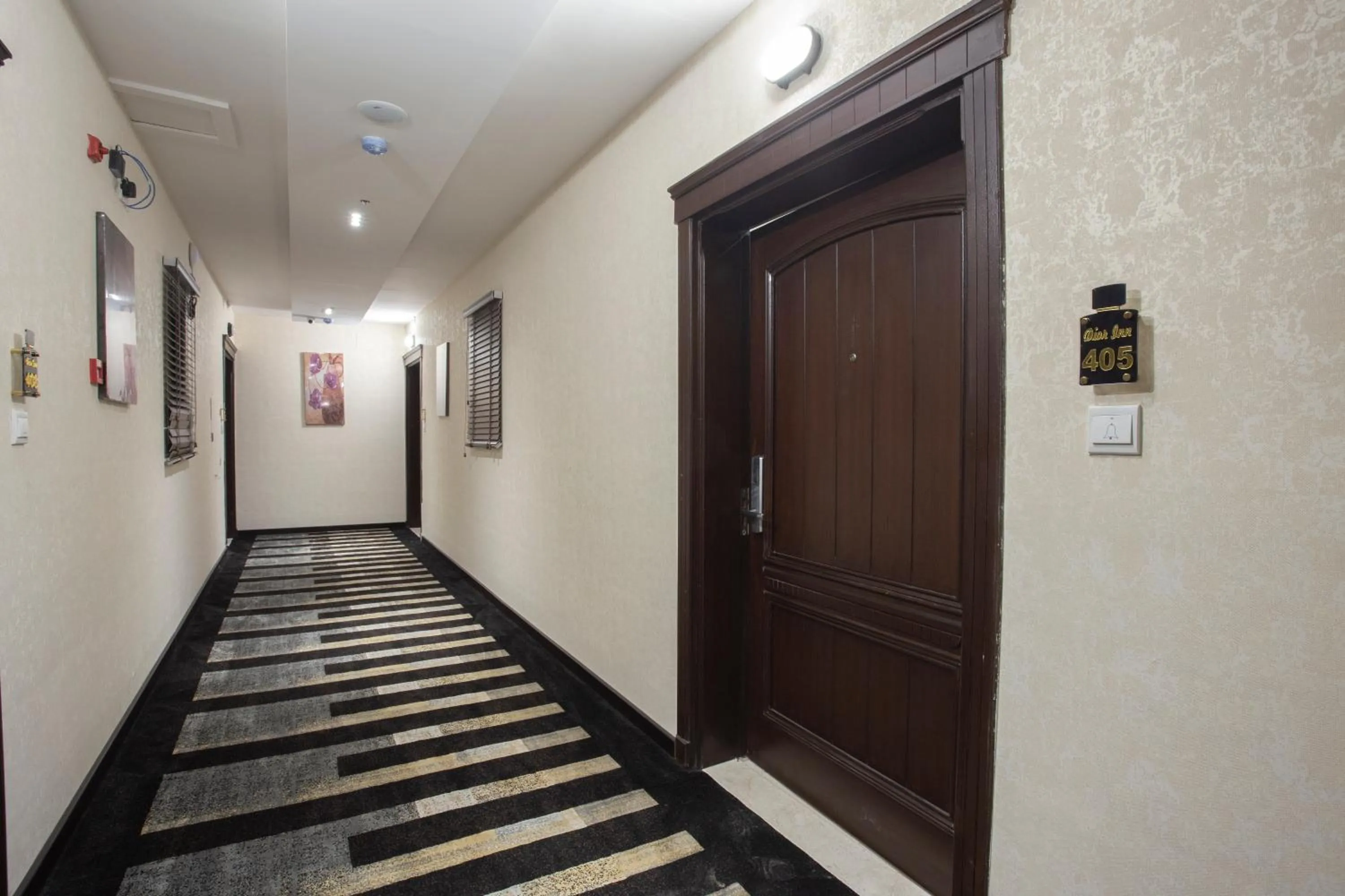 Facade/entrance in Dior Inn serviced apartments