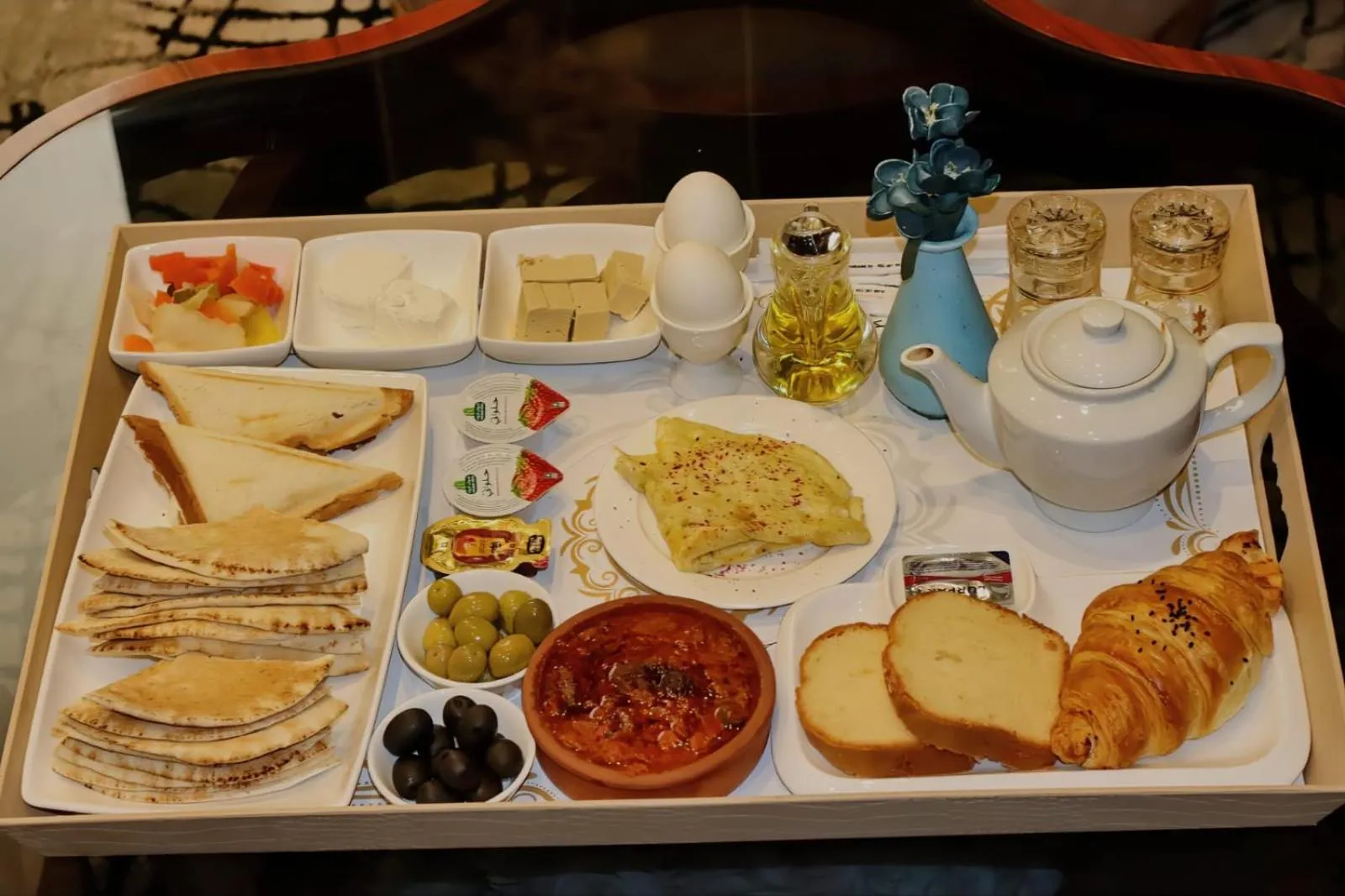 Breakfast in Dior Inn serviced apartments