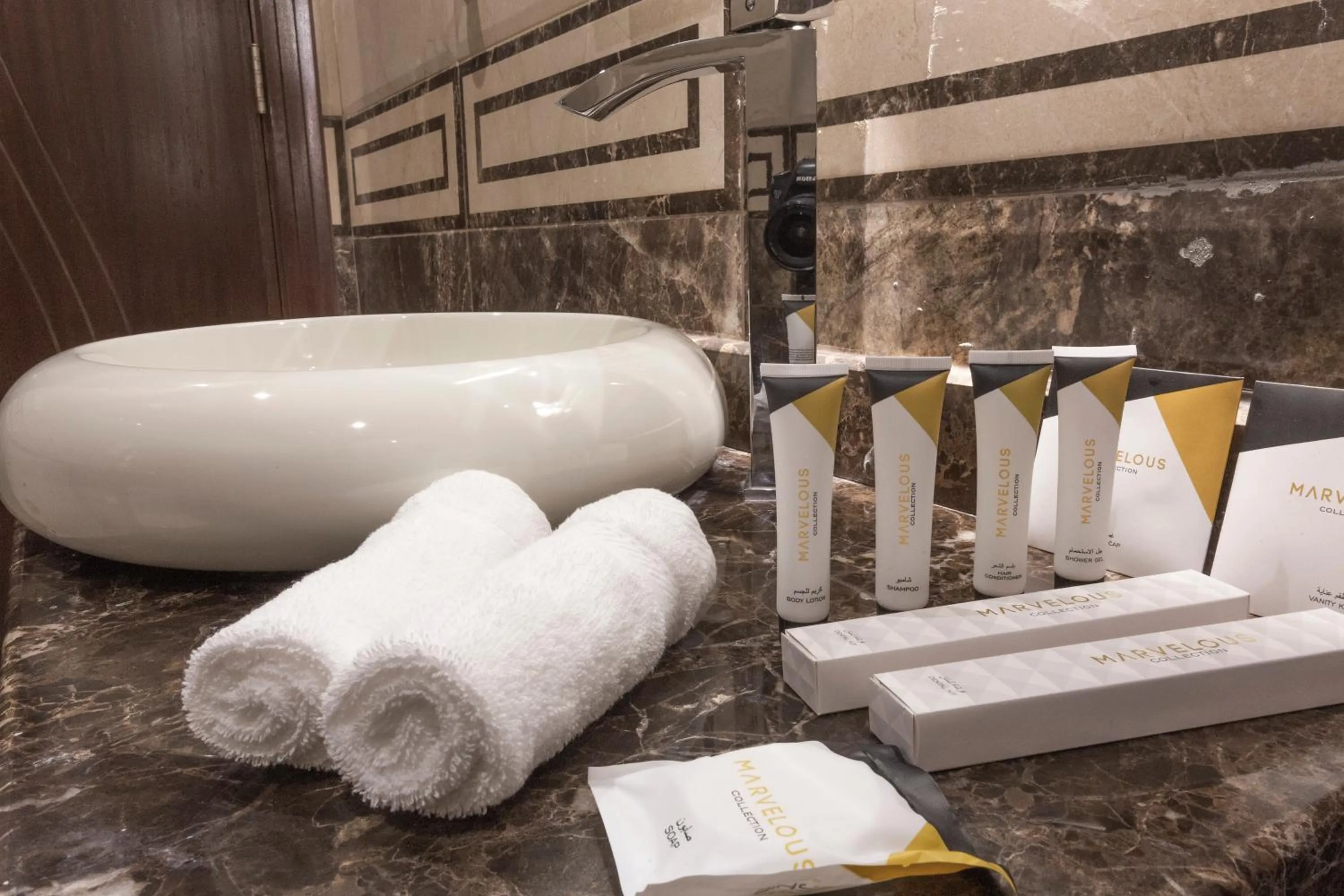 Bathroom in Dior Inn serviced apartments