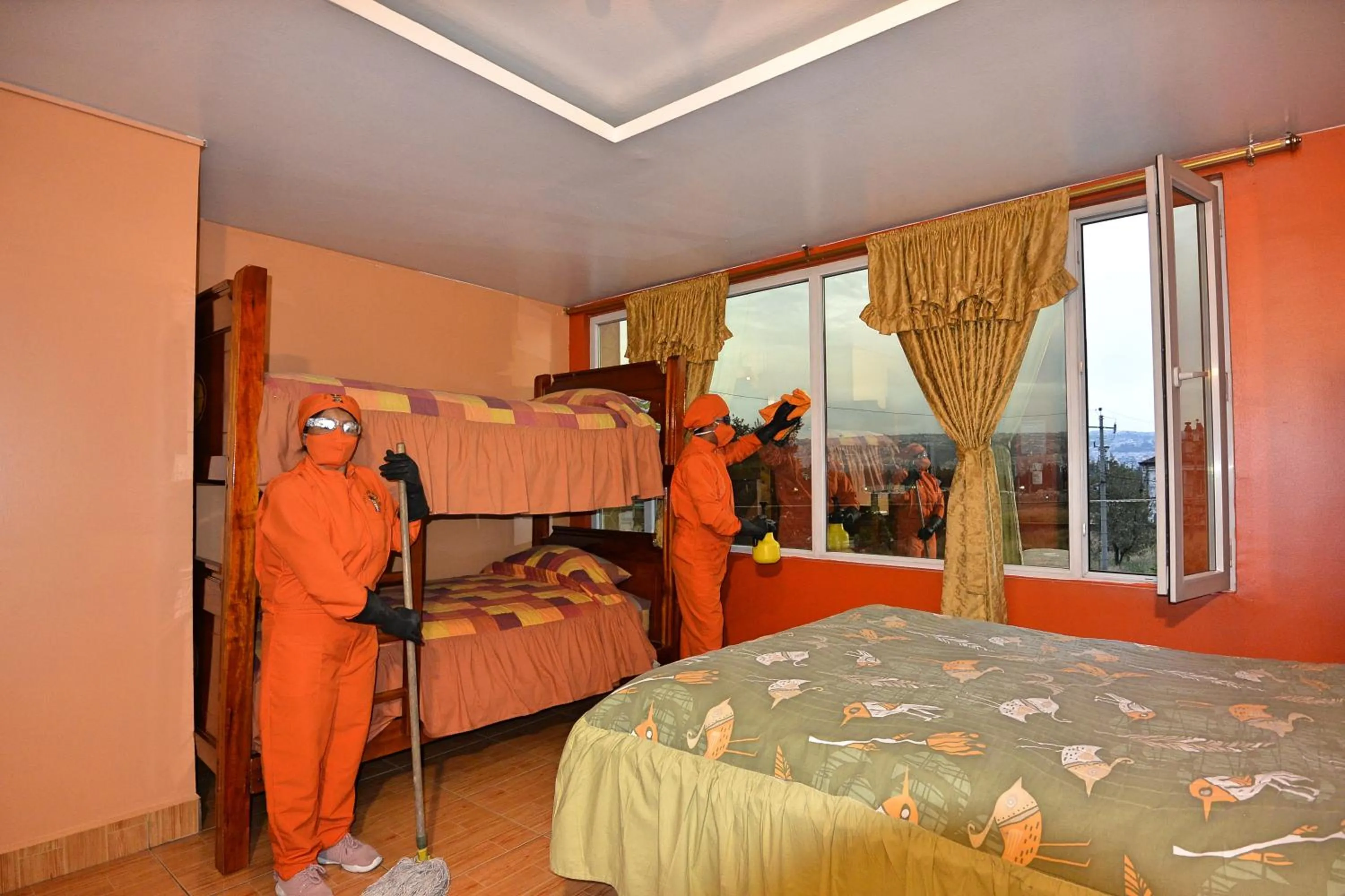 bunk bed, Bed in Hotel Gran Quitumbe