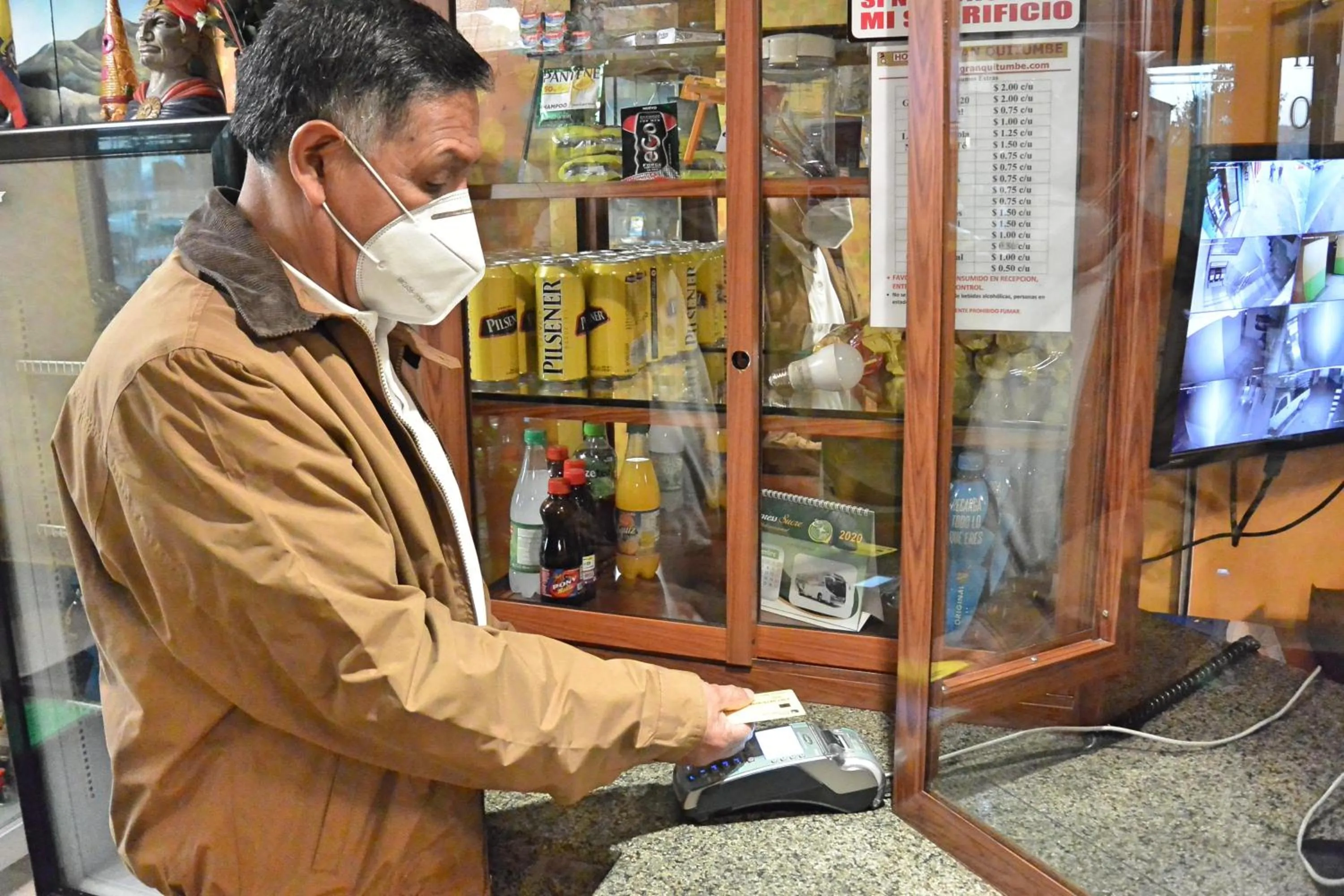 Staff in Hotel Gran Quitumbe