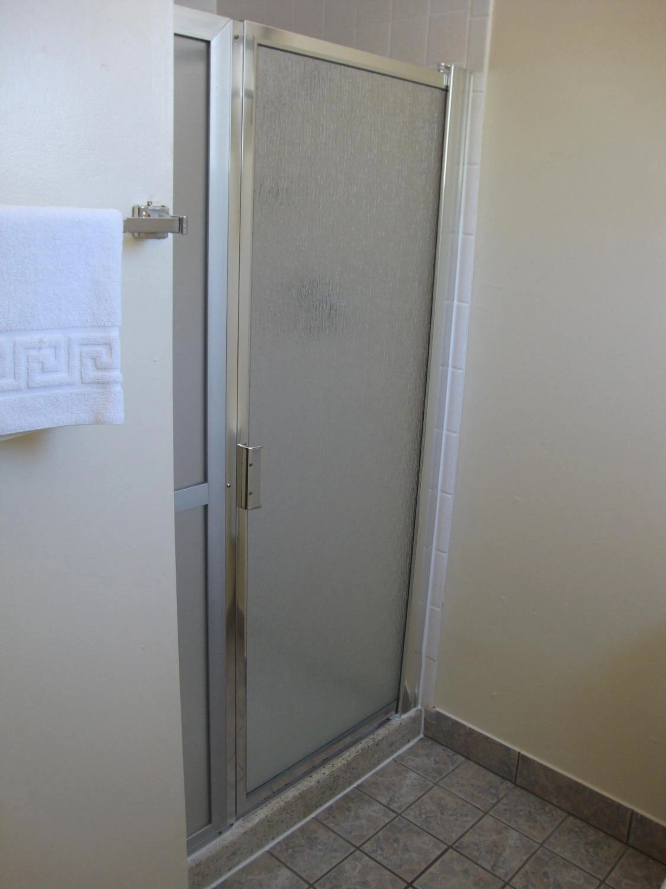 Shower in Tiki Lodge