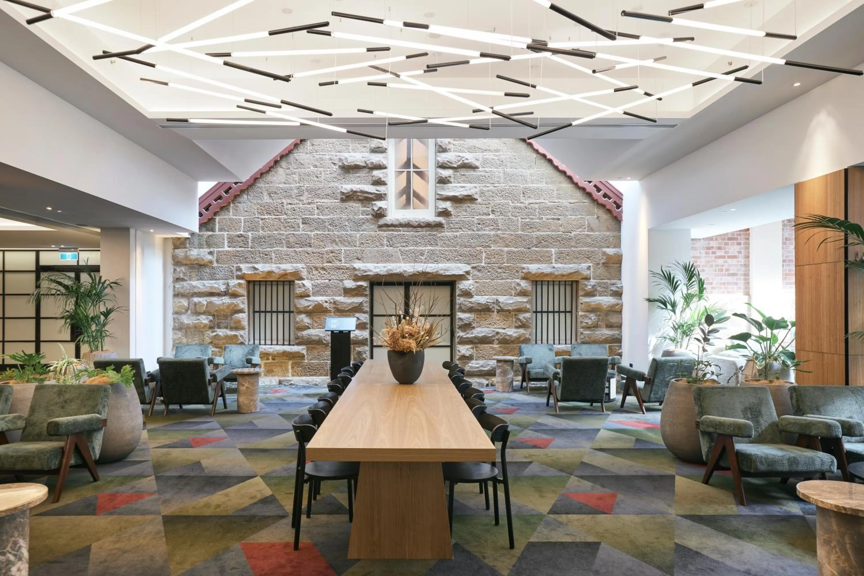 Lounge or bar in RACV Hobart Hotel