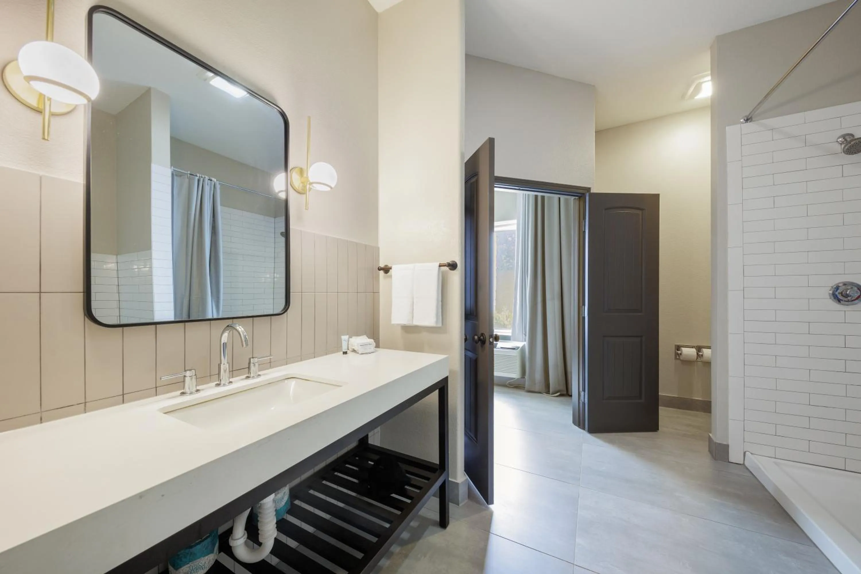 Bathroom in Blanco River Hotel