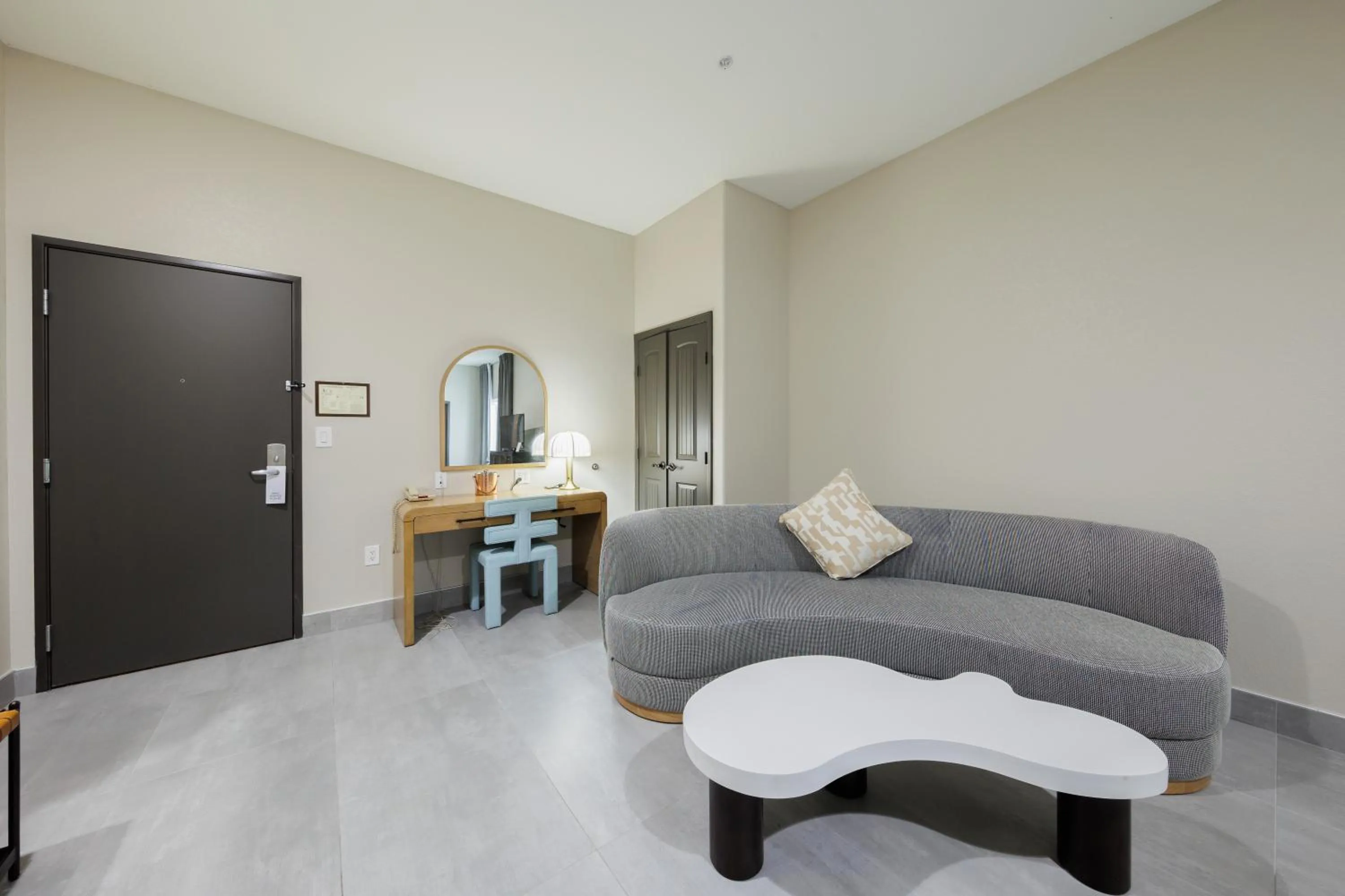 Living room in Blanco River Hotel