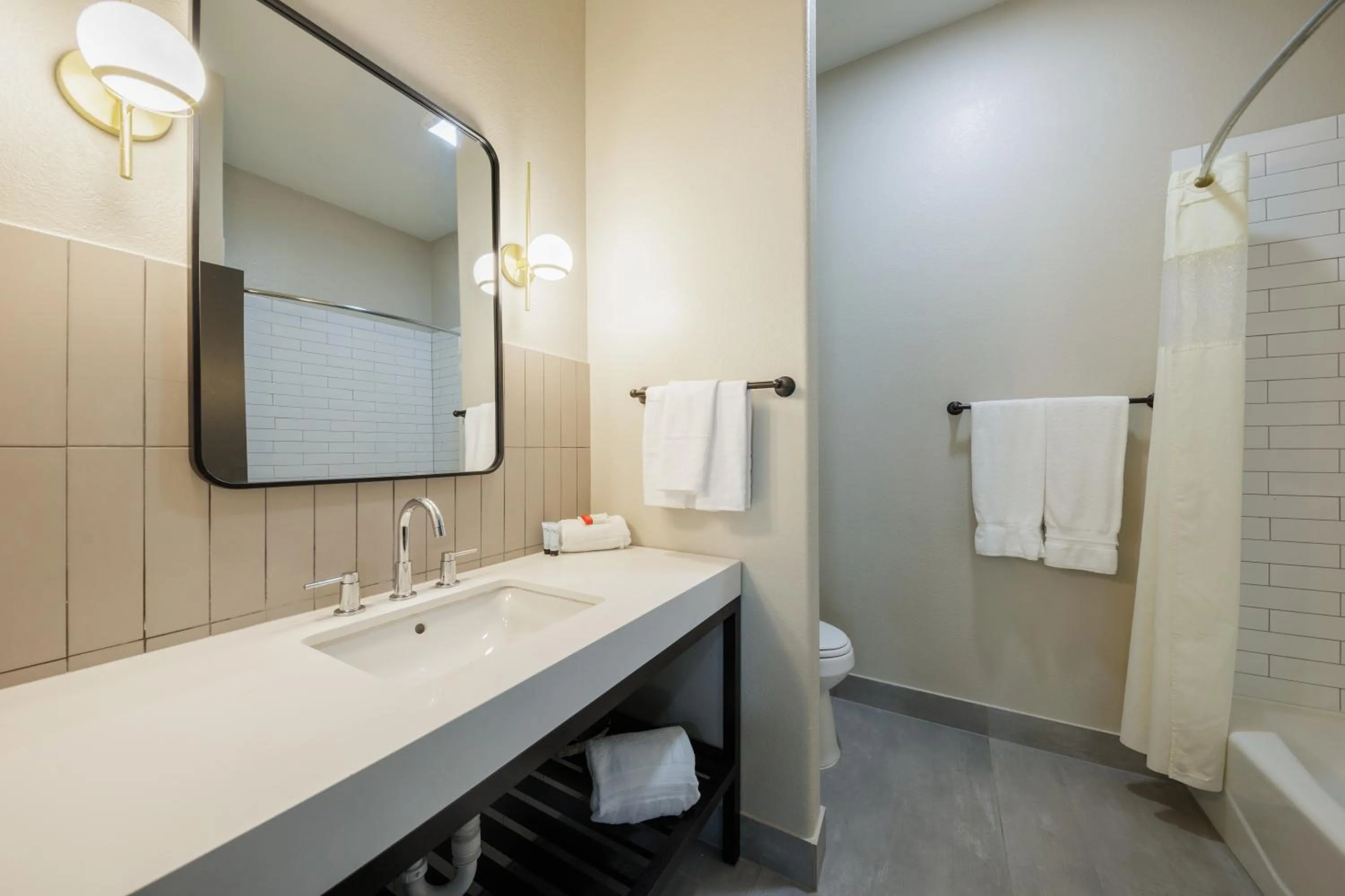 Bathroom in Blanco River Hotel