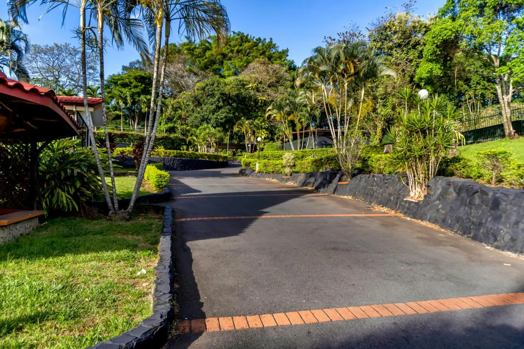 Property building in Hotel Martino Spa and Resort