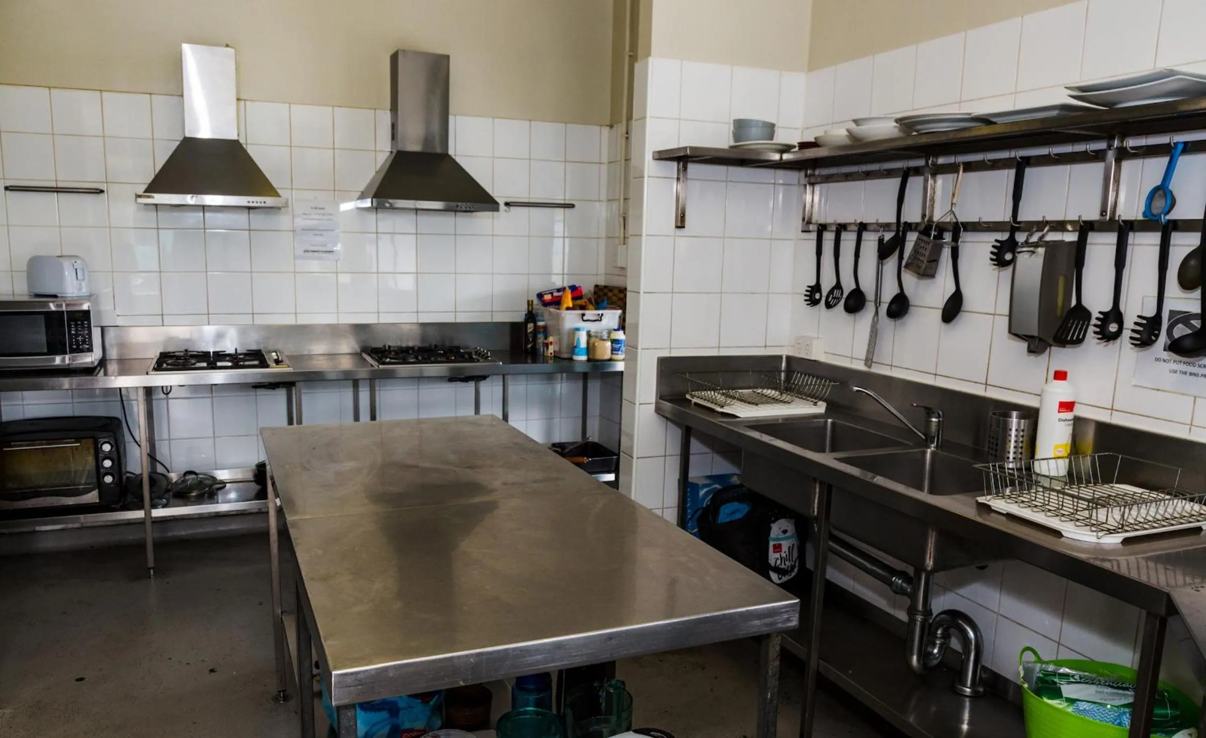 Communal kitchen in Coolangatta Sands Hotel