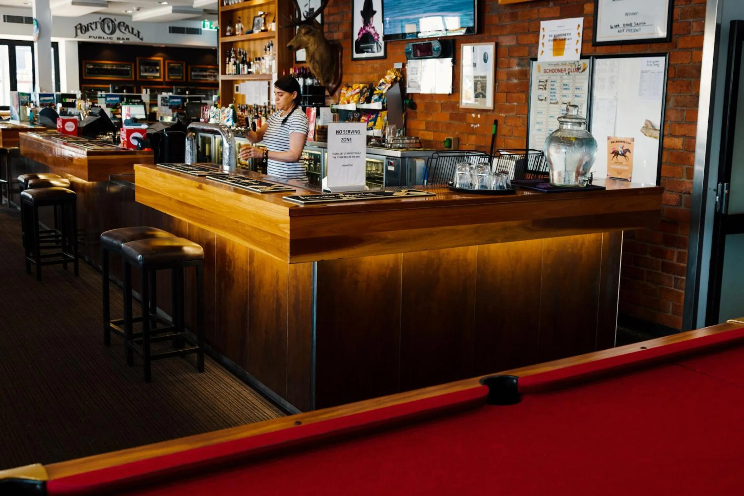 Lounge or bar in Coolangatta Sands Hotel