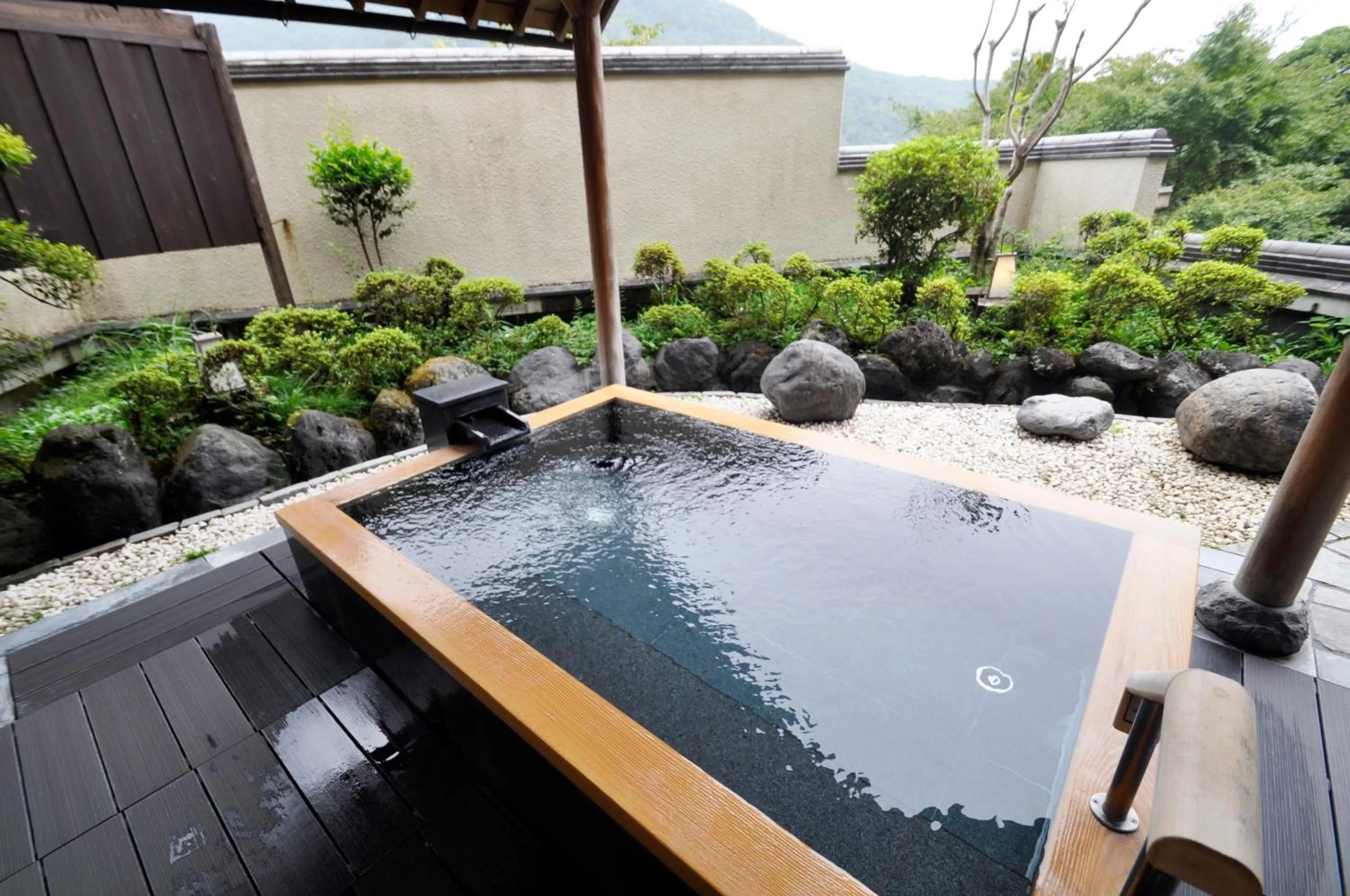 Natural landscape in Aura Tachibana