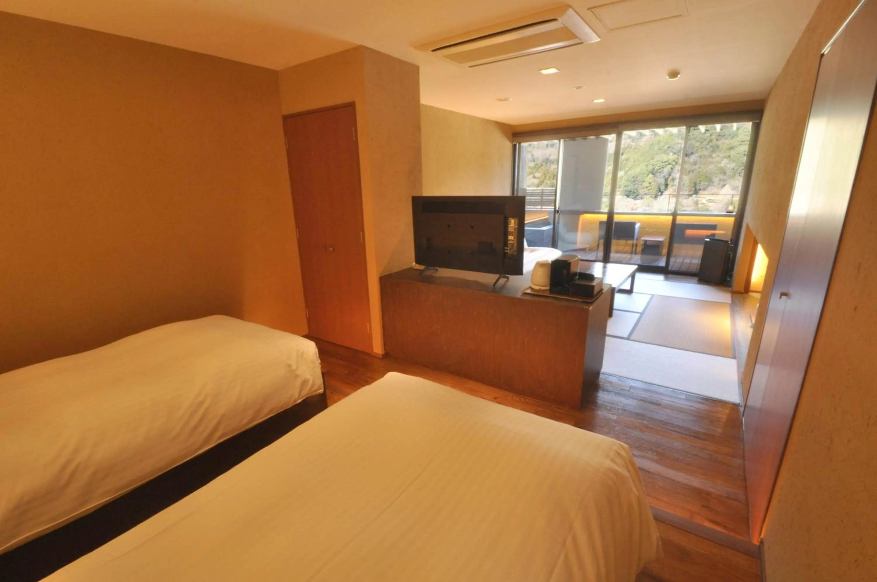 Bed in Aura Tachibana