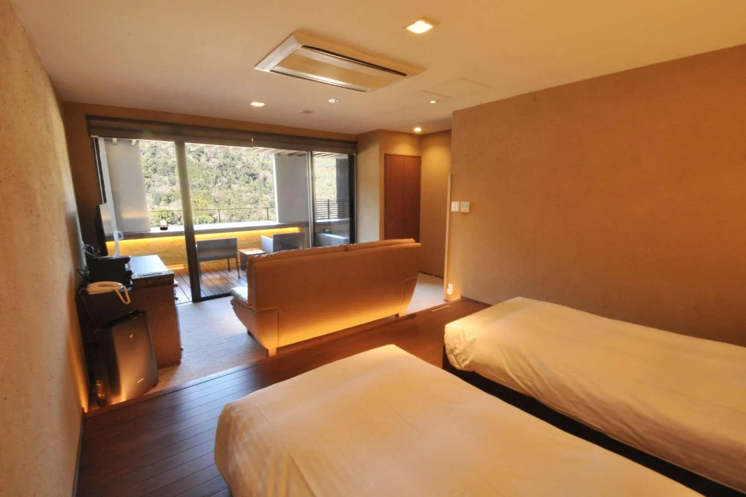 Bed in Aura Tachibana