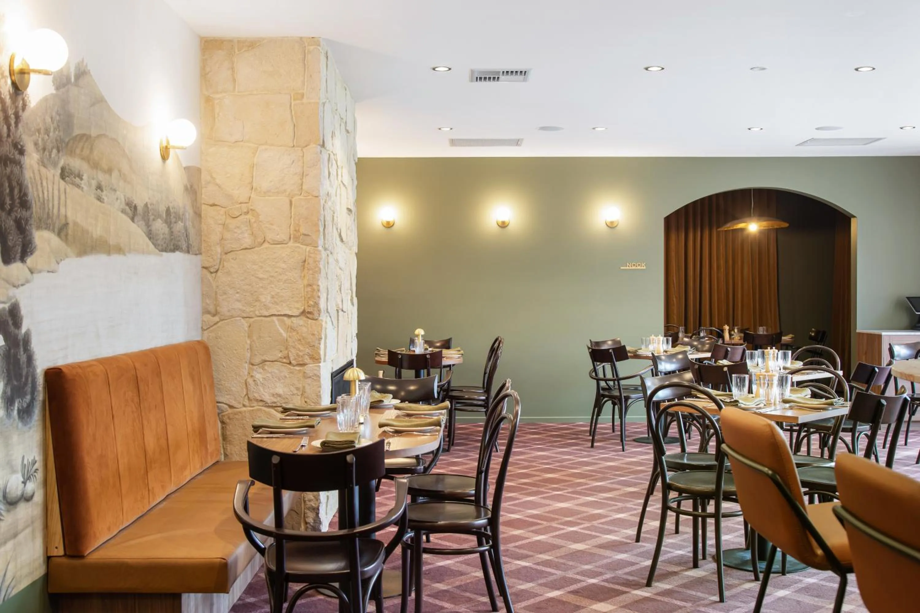 Restaurant/places to eat in The Henty