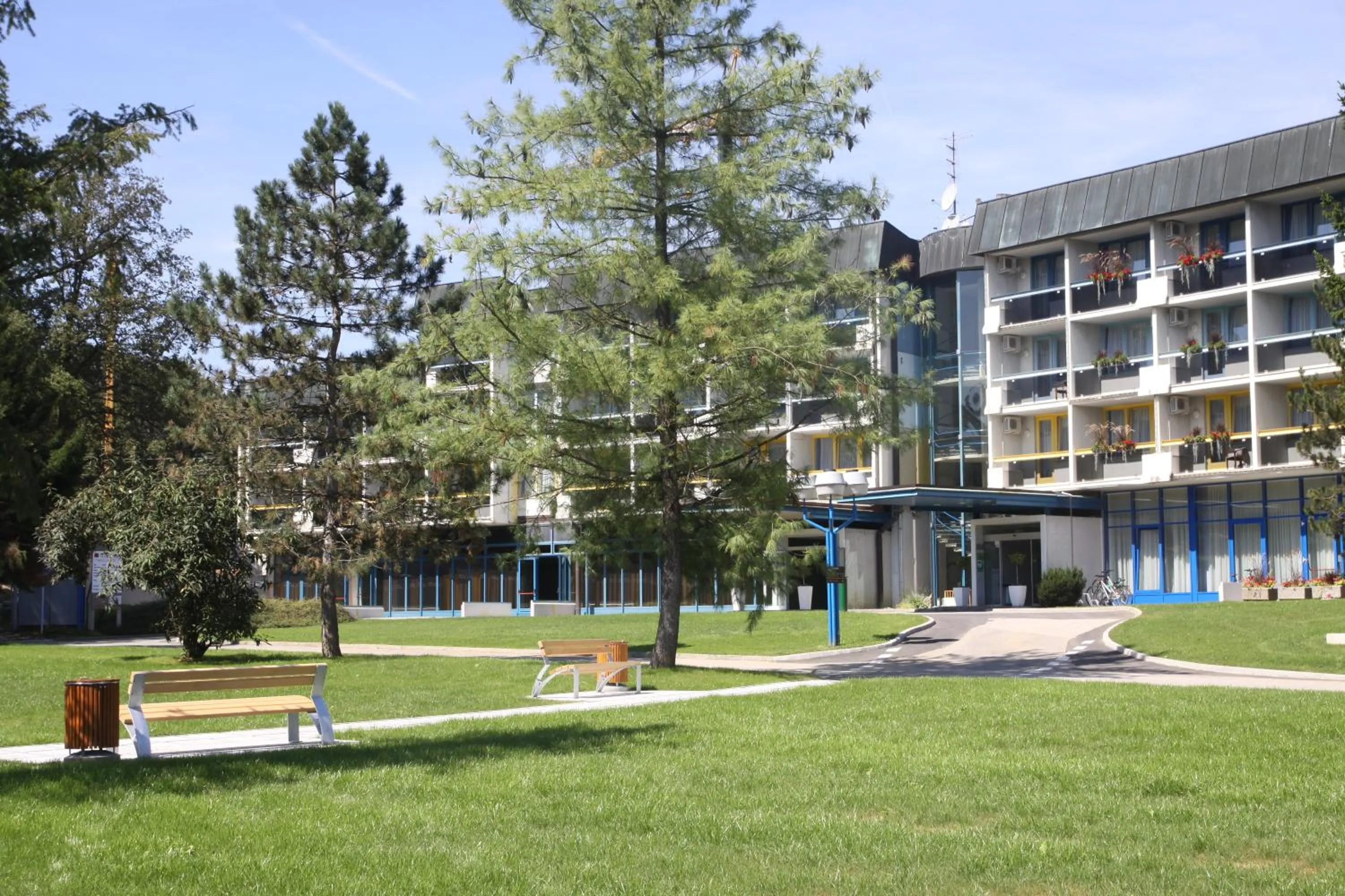 Facade/entrance in Hotel Sport - Terme Krka