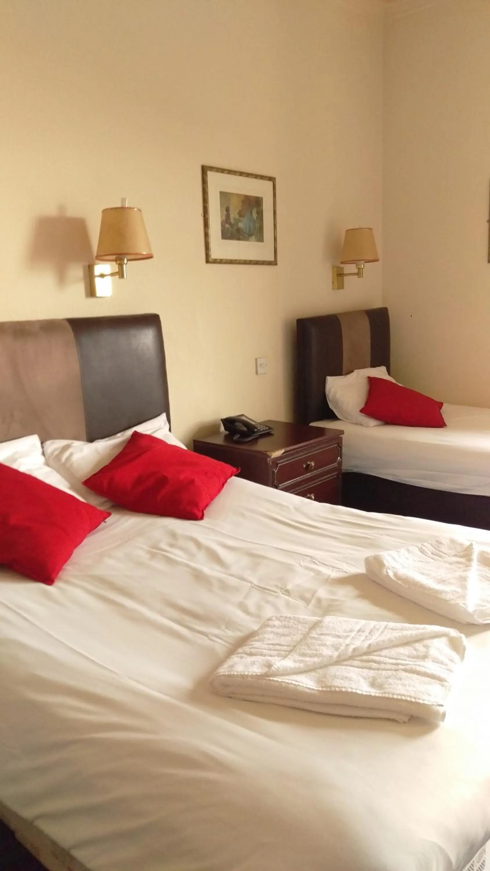 Standard Triple Room in The Anchorage