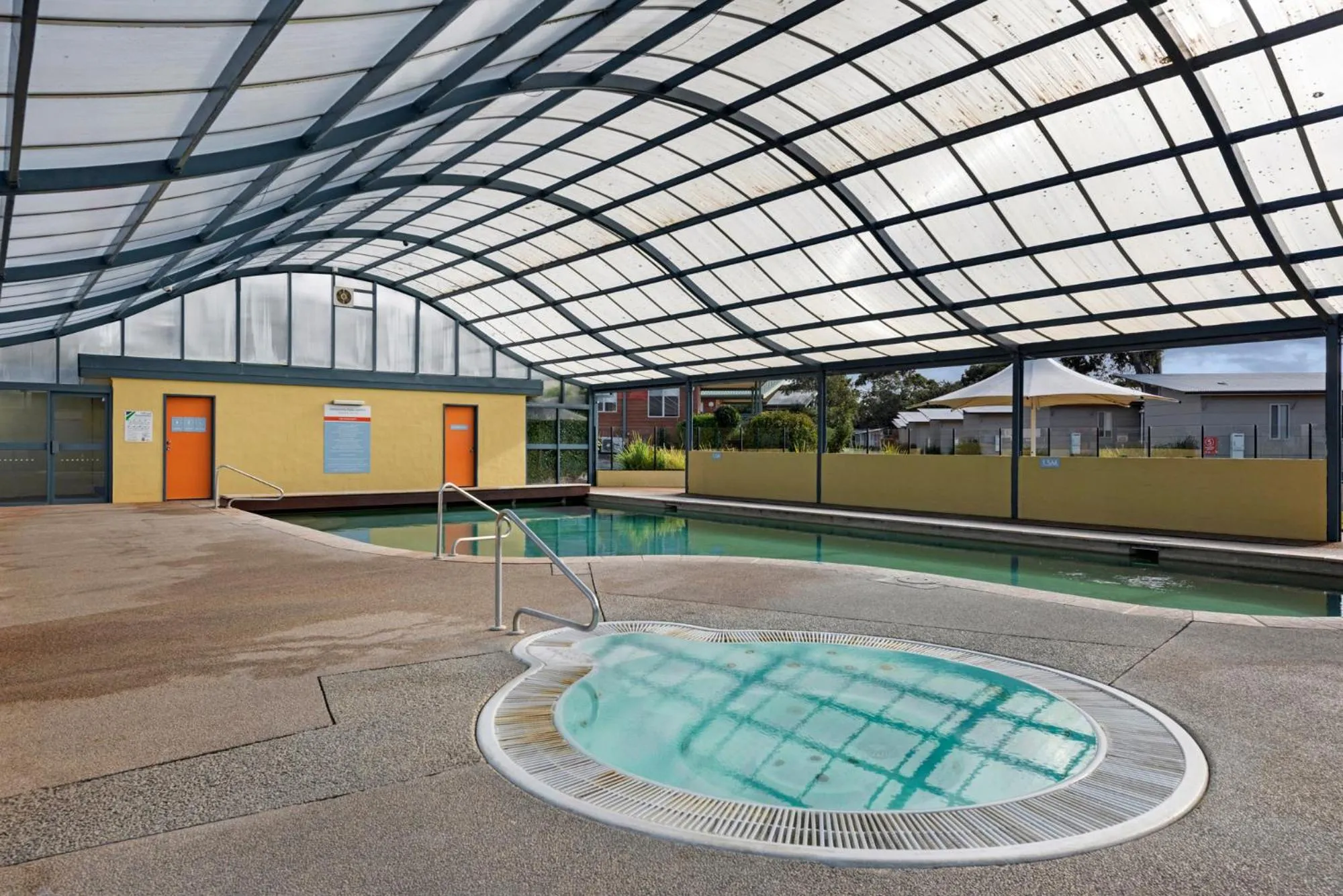 Swimming pool in Discovery Parks - Pambula Beach