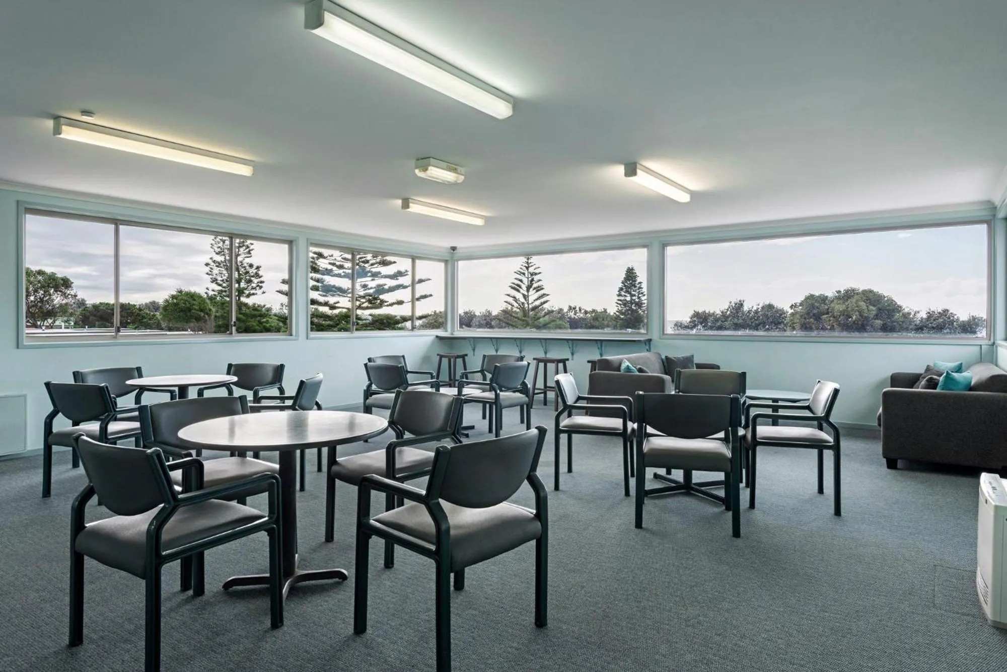 Restaurant/places to eat in Discovery Parks - Pambula Beach