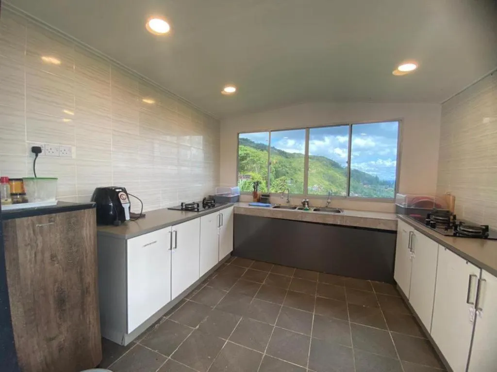 Kitchen or kitchenette in Bayu Senja Lodge