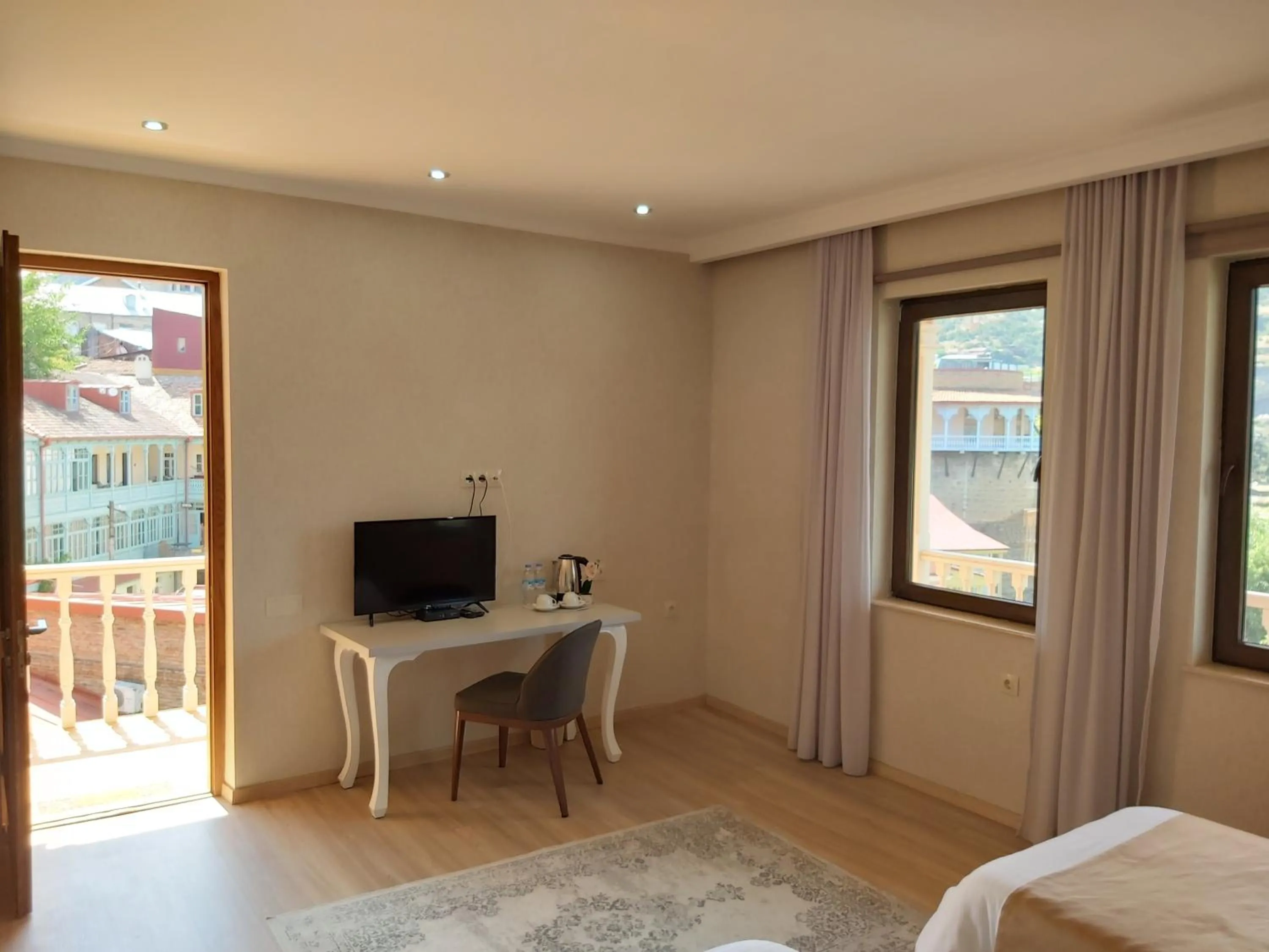 Property building, Bed in Hotel Nata