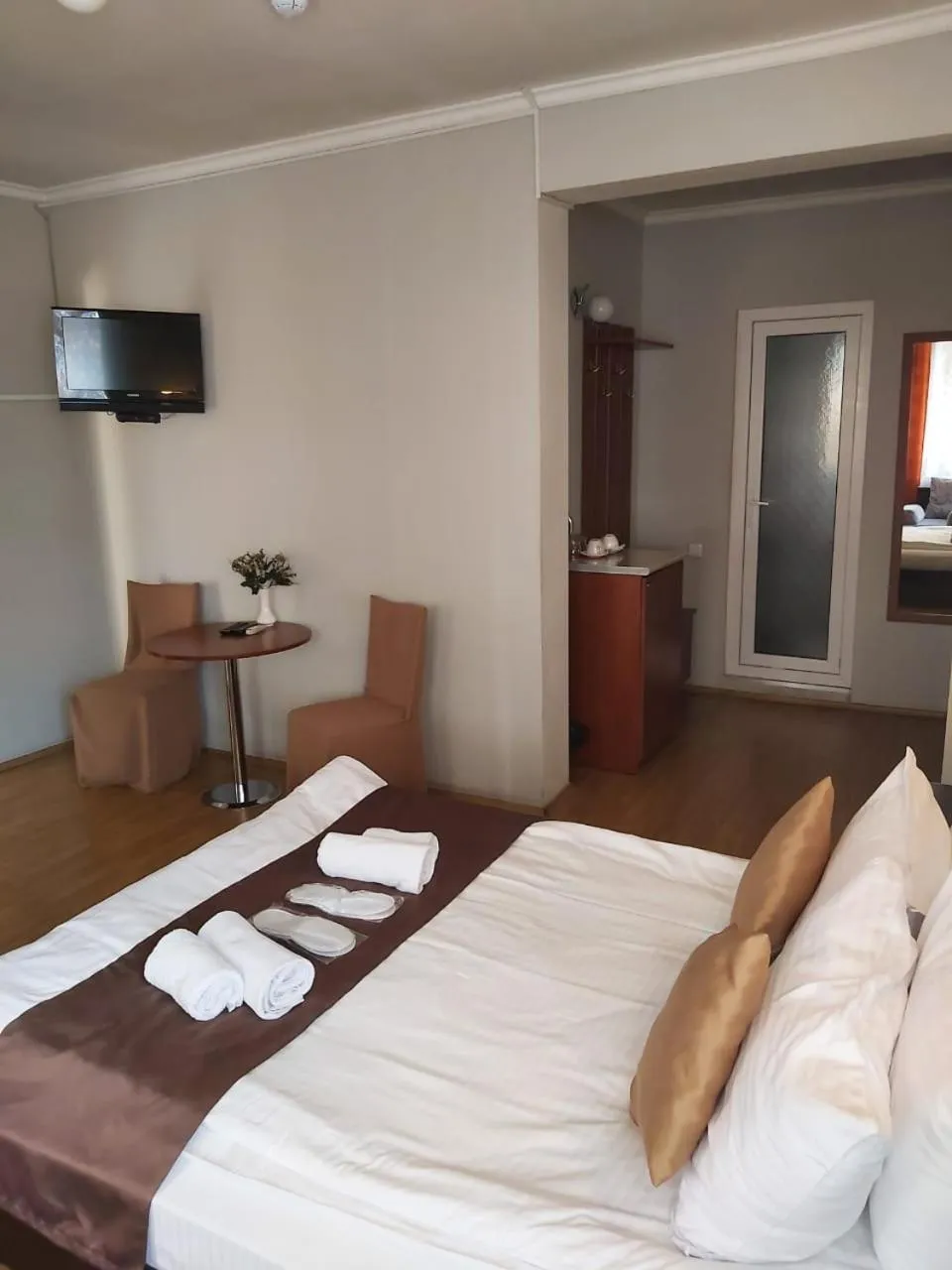 Photo of the whole room, Bed in Hotel Nata