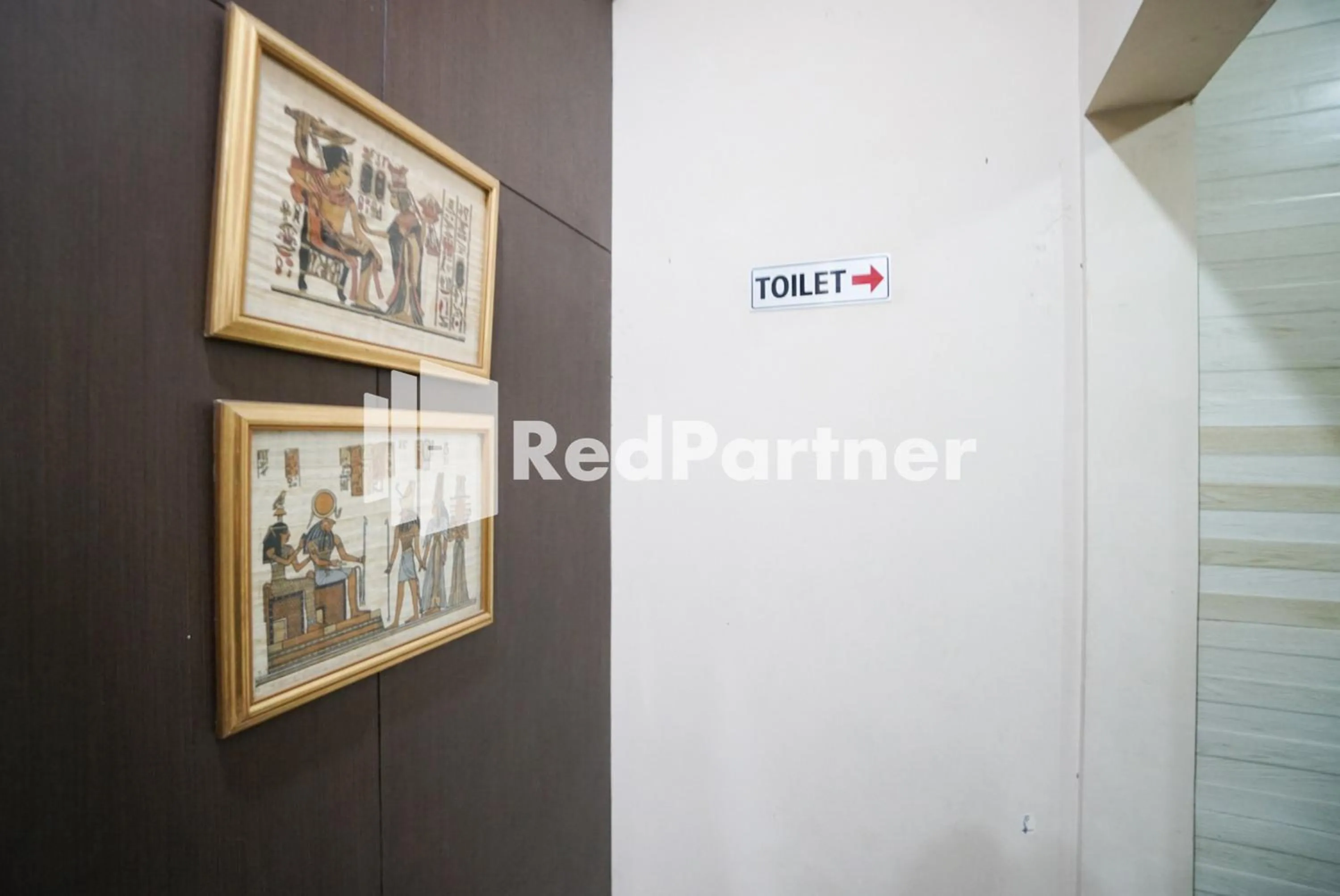 Decorative detail in Tirta Mansion Lippo Karawaci Mitra RedDoorz