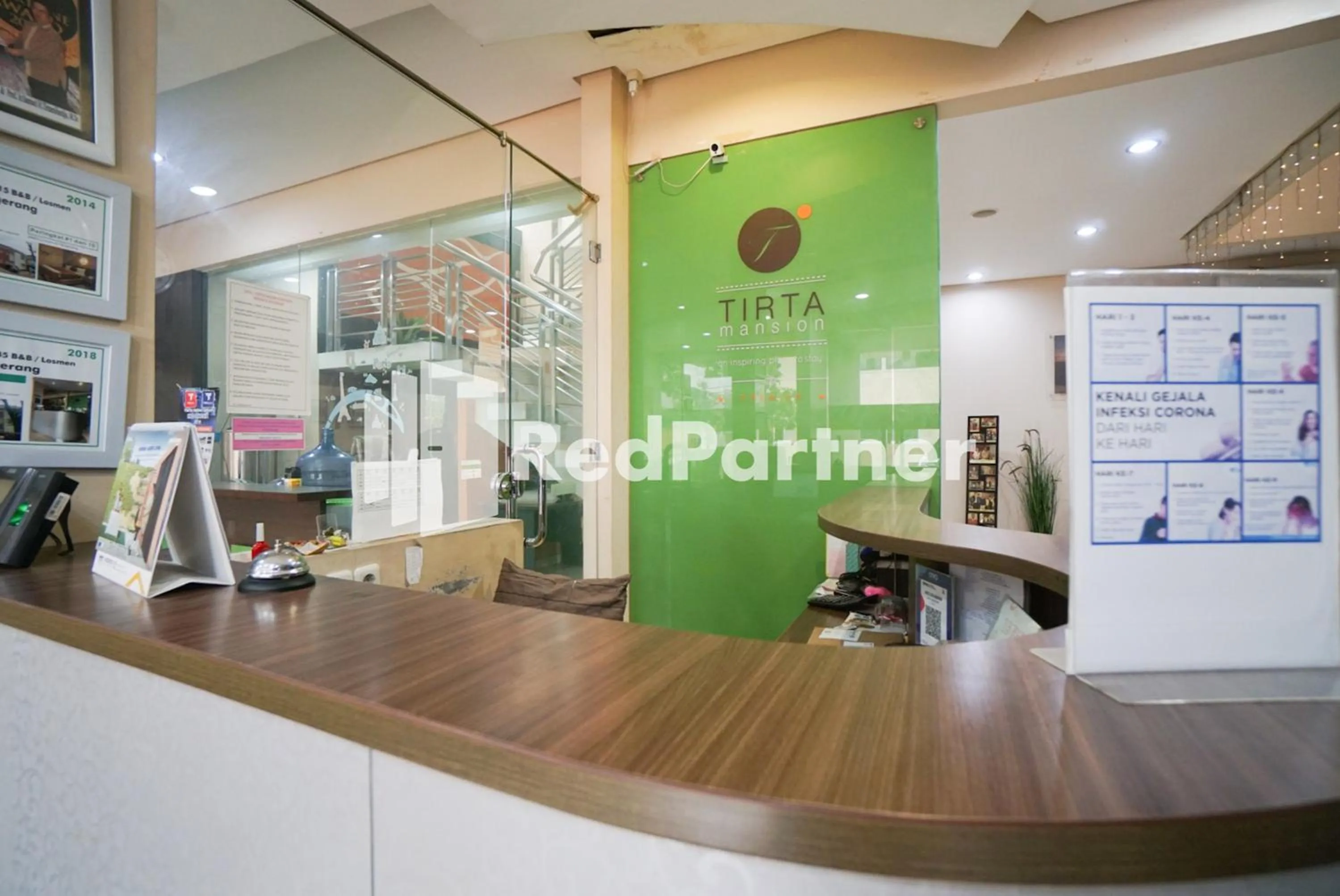 Lobby or reception in Tirta Mansion Lippo Karawaci Mitra RedDoorz