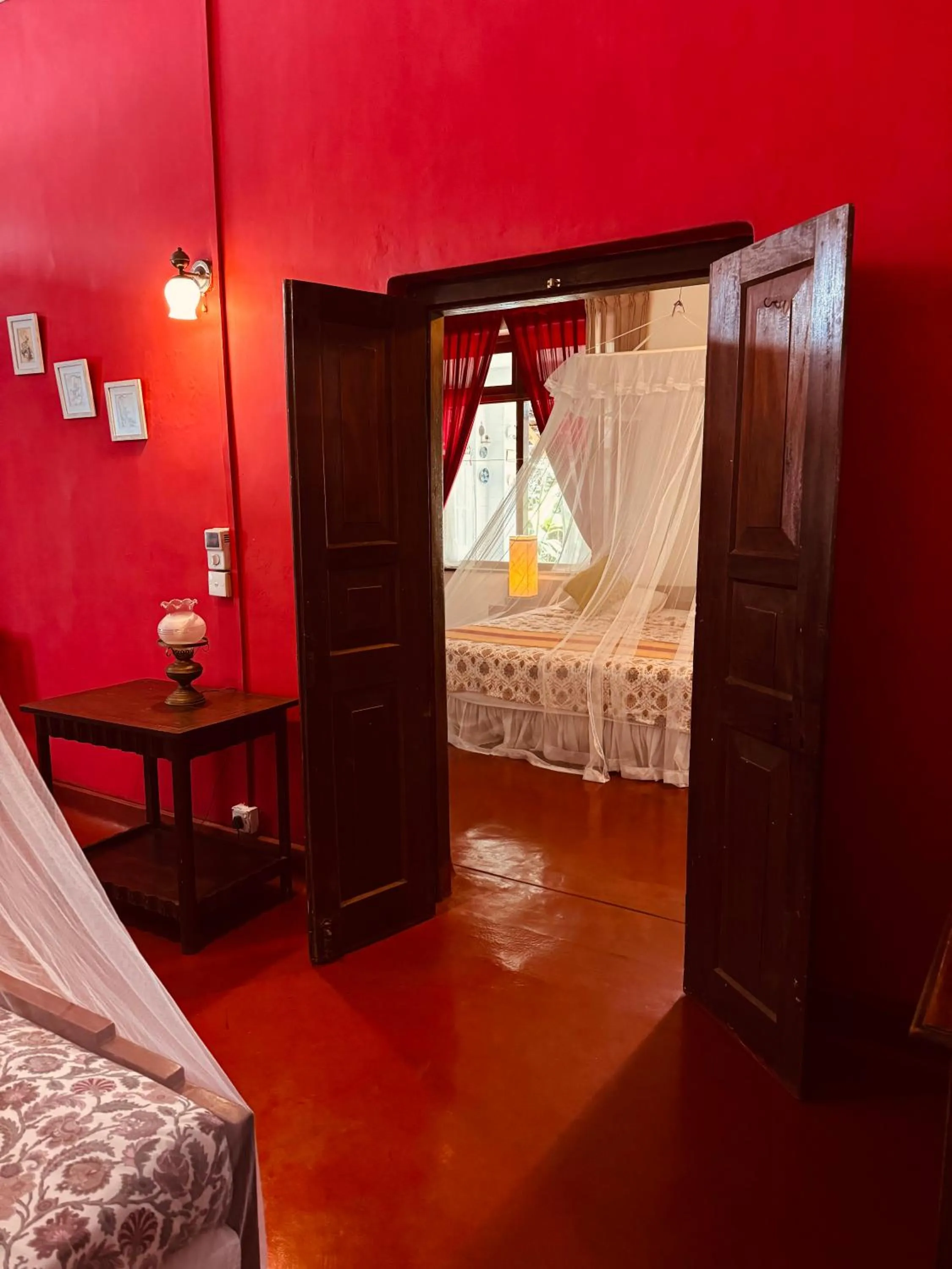 Bedroom, Bed in The Kandyan Manor by Bhathiya & Suzy