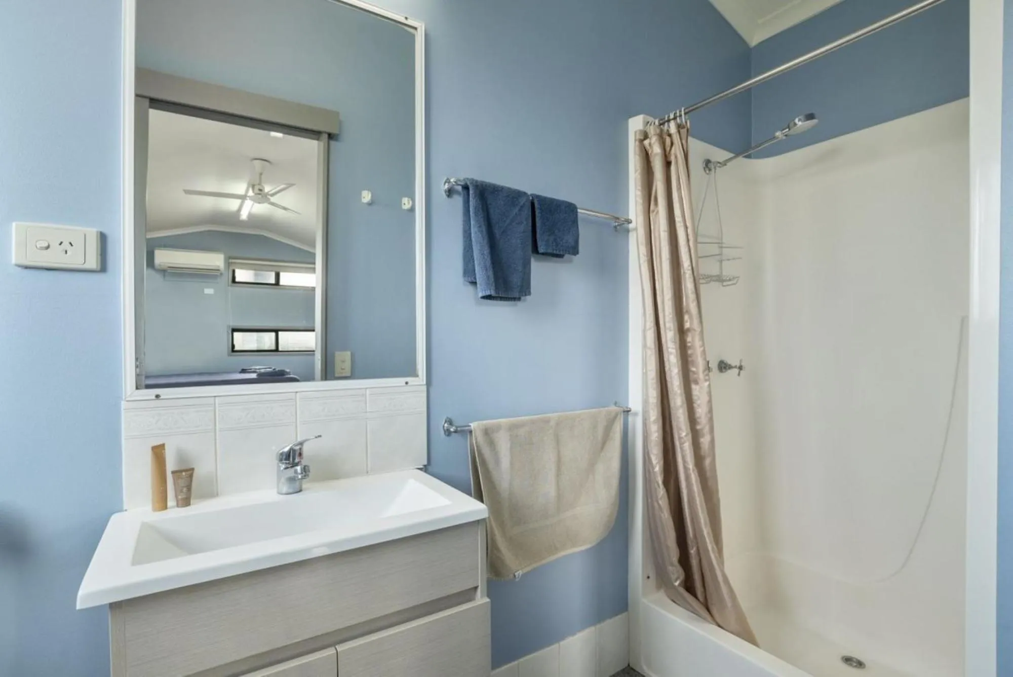 Bathroom in Discovery Parks - Argylla