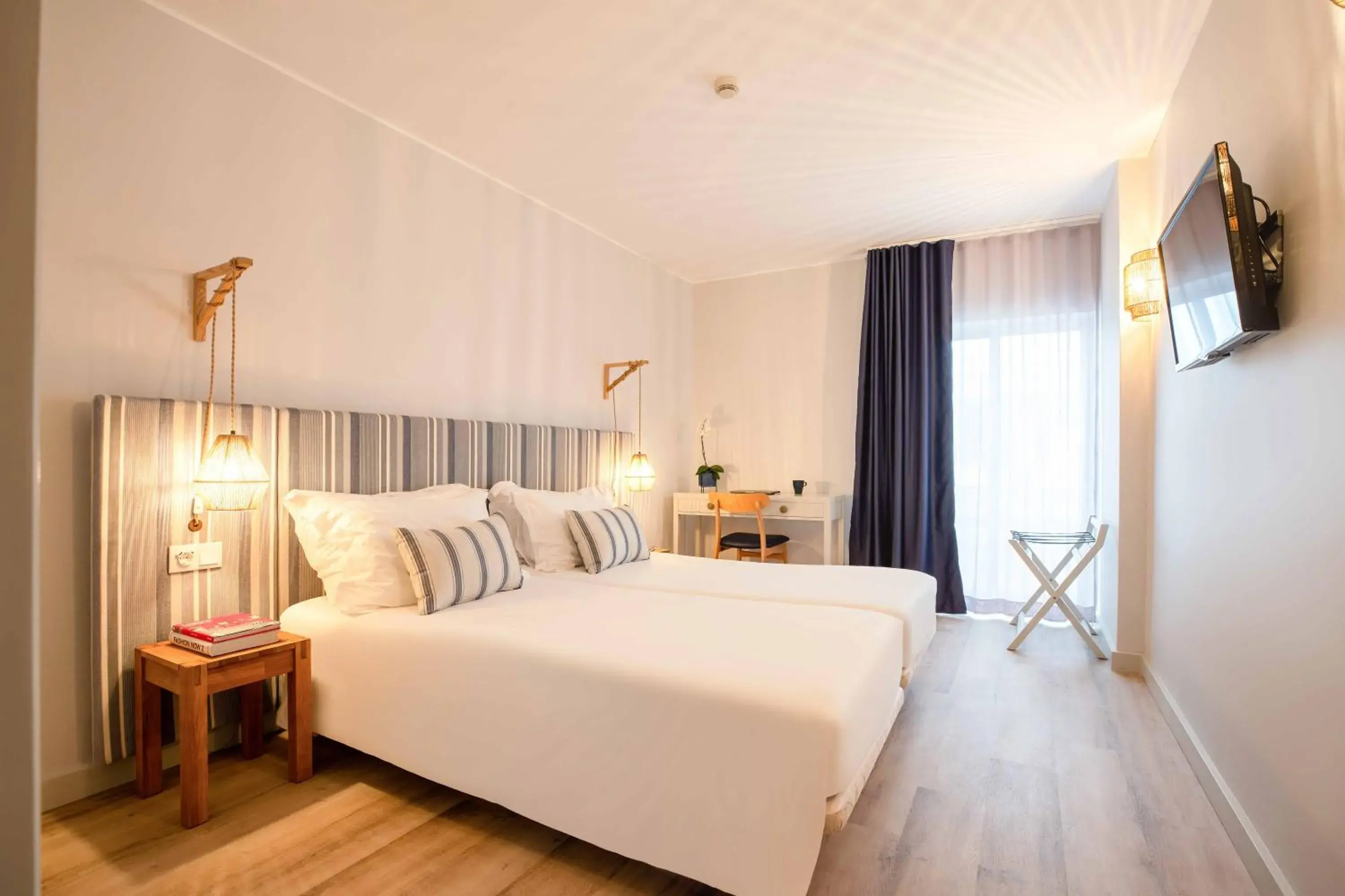 One-Bedroom Apartment with City View in Aqualuz Lagos by The Editory One-Bedroom Apartment with City View in Aqualuz Lagos by The Editory