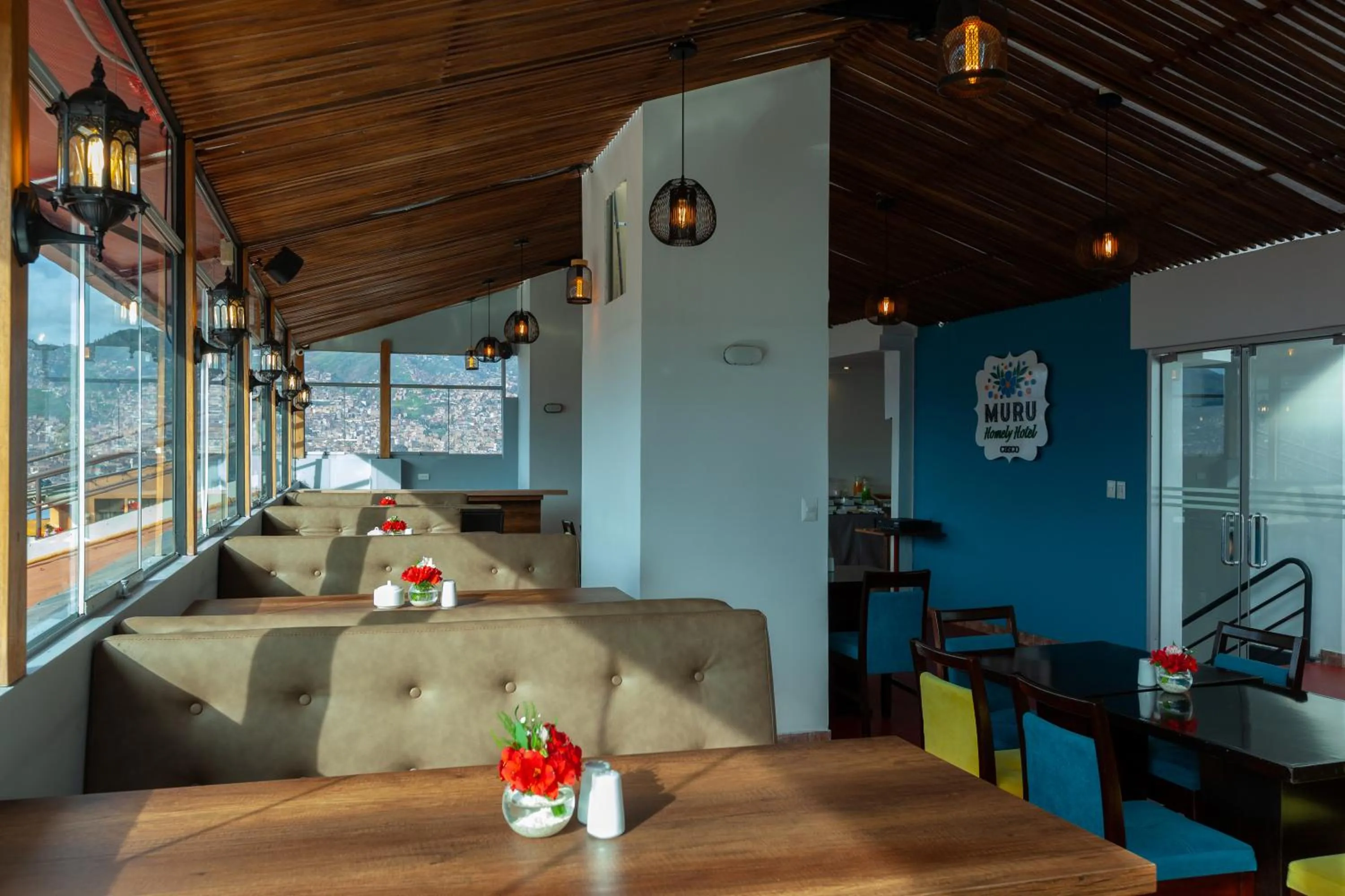 Restaurant/places to eat in Muru Homely Hotel Cusco