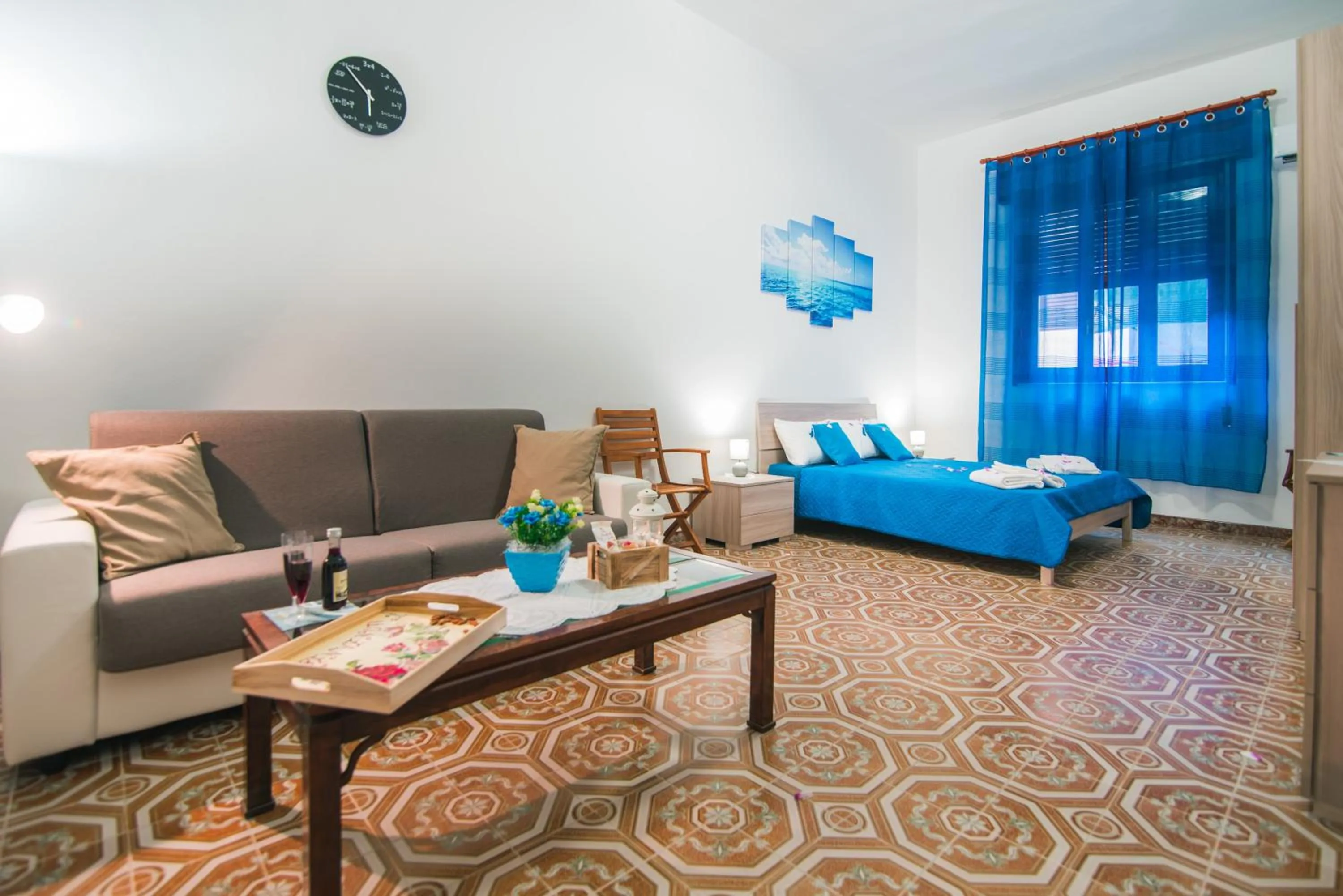 Photo of the whole room, Bed in B&B U PRUFISSURI